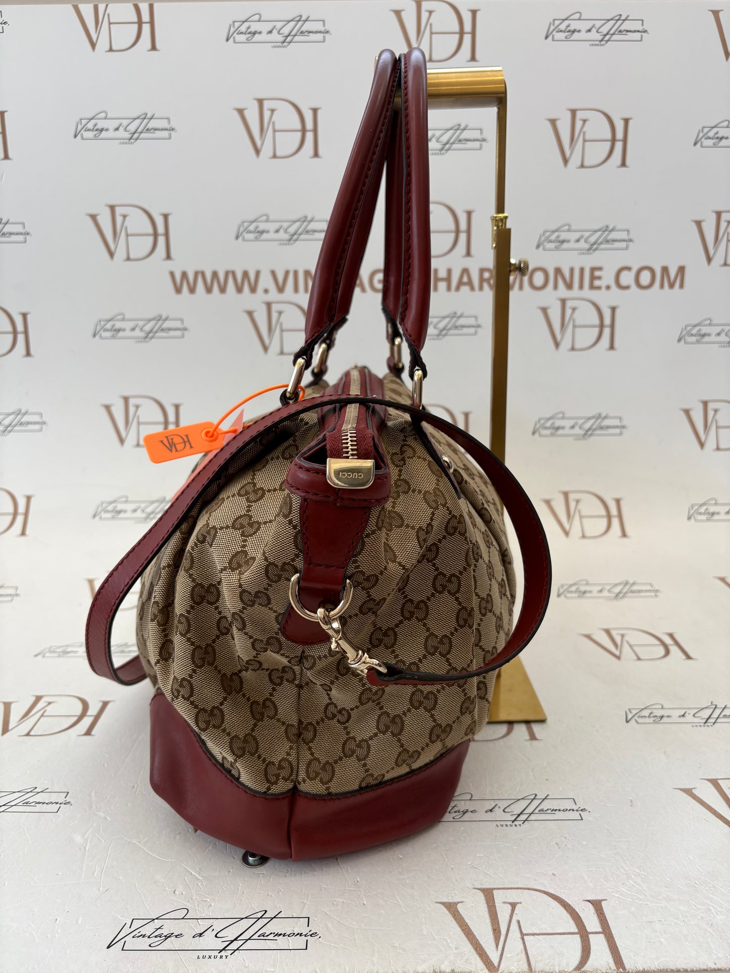 383800 - Gucci Sukey