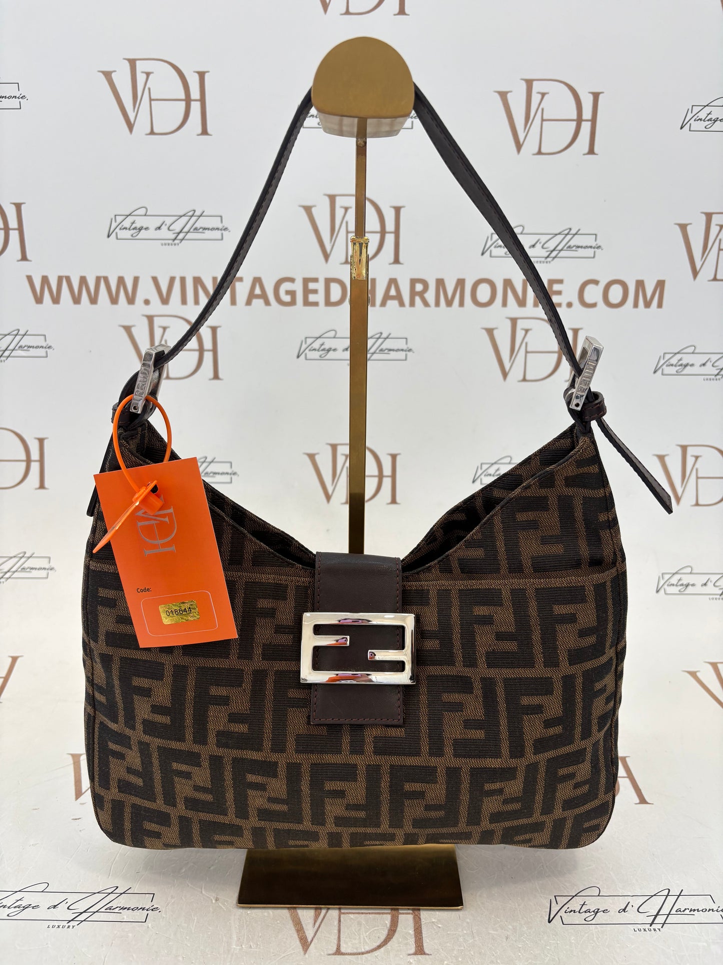 018644 - Fendi Brown Zucca