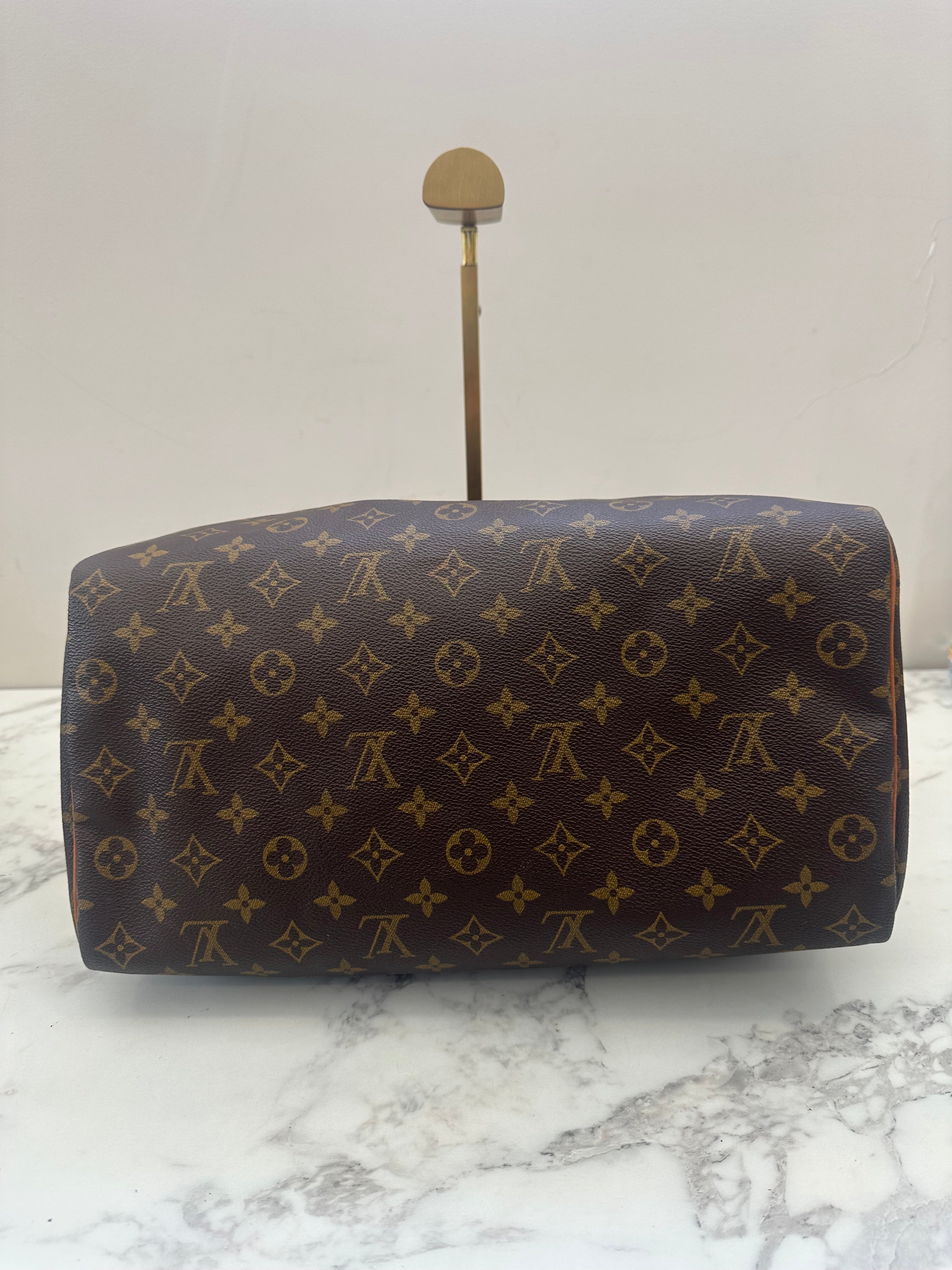 Louis Vuitton Malletier Speedy 35