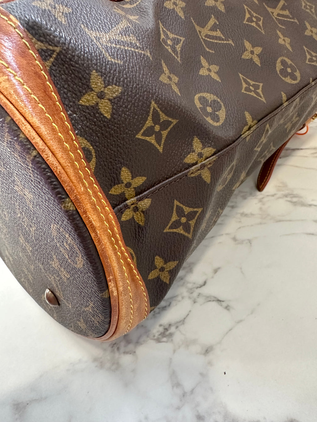 Louis Vuitton Bucket GM