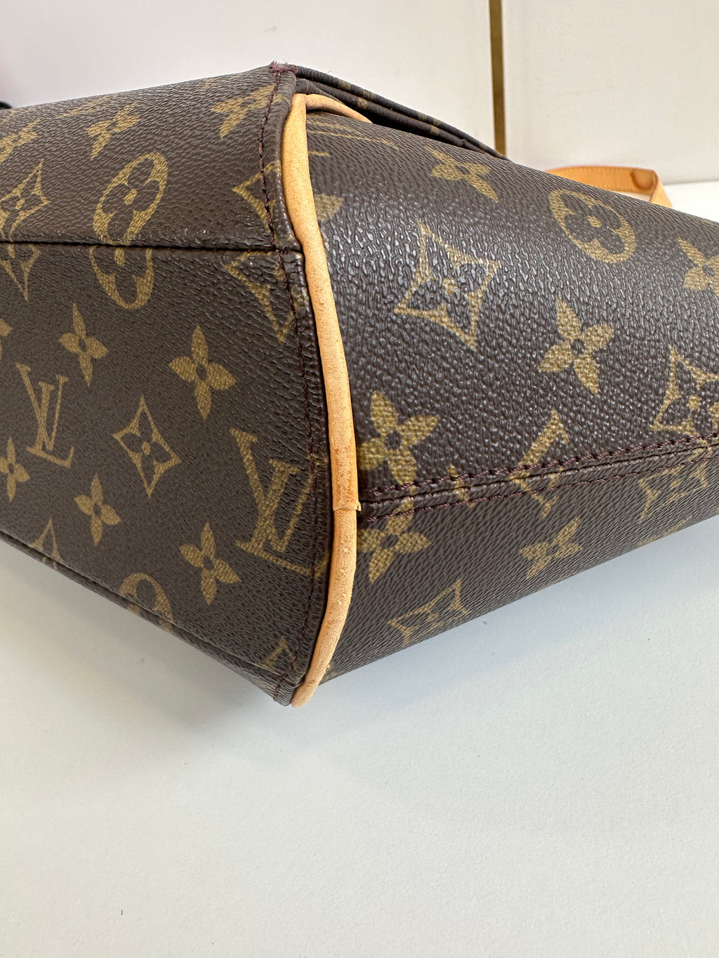 Louis Vuitton Ellipse Shop