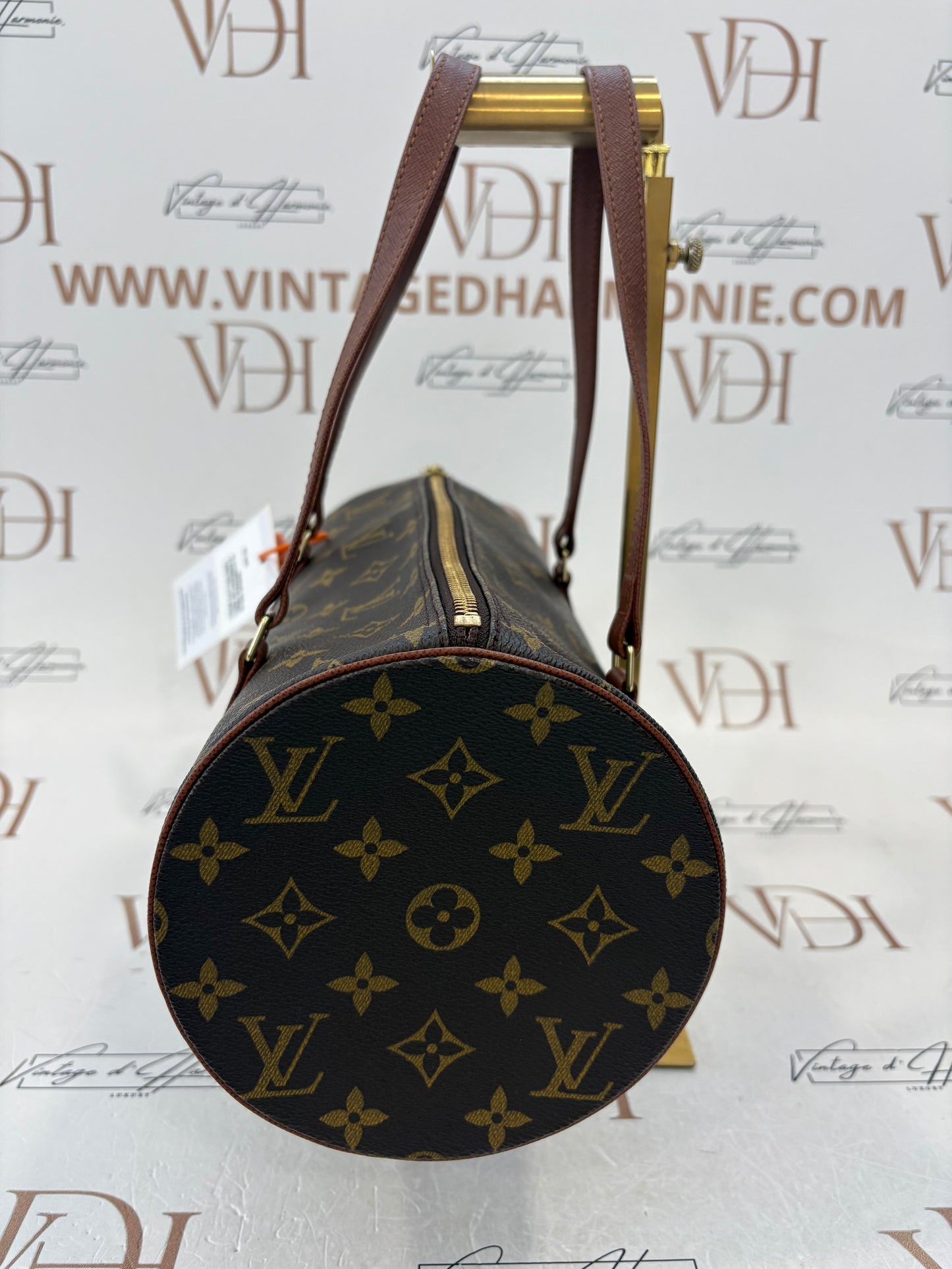 016906 - Louis Vuitton Papillon 30