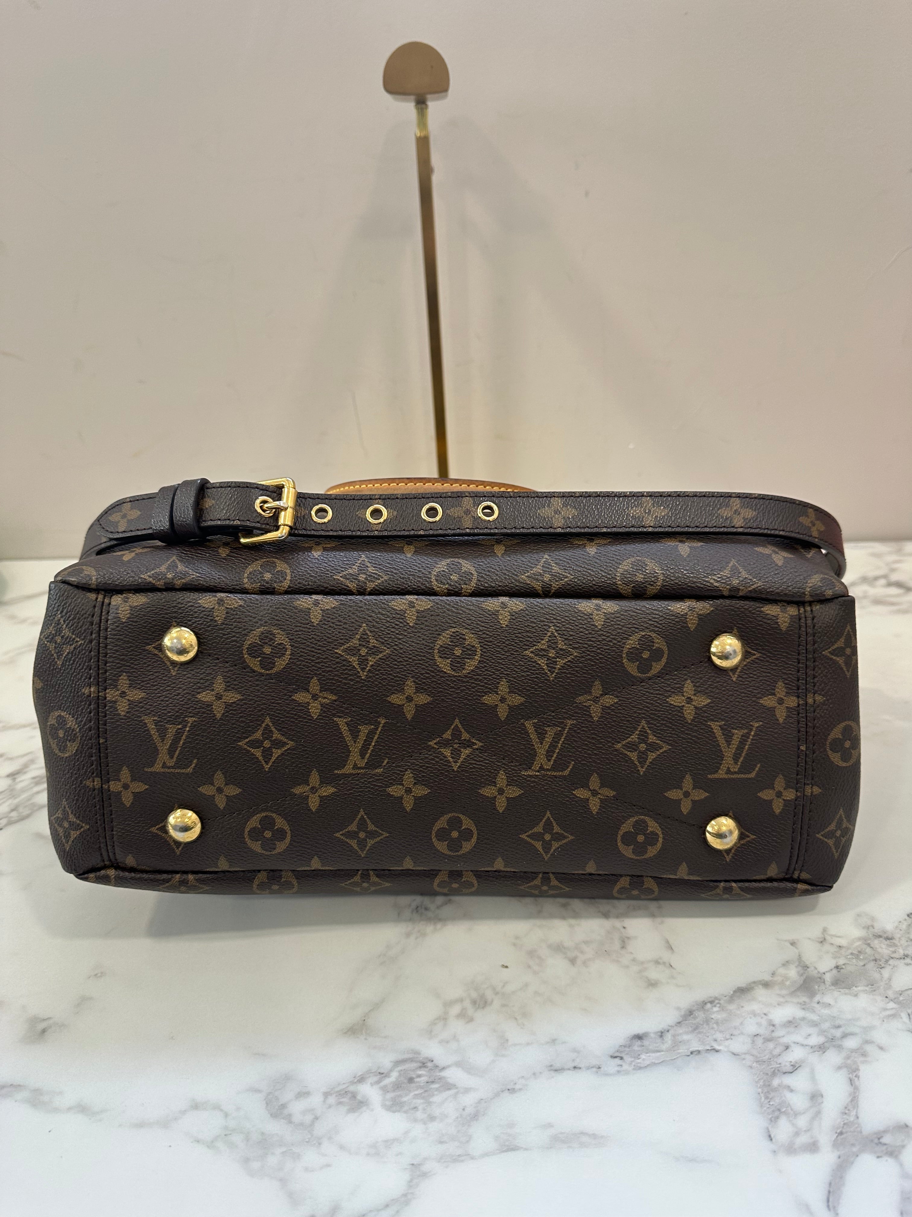 Louis Vuitton Pallas