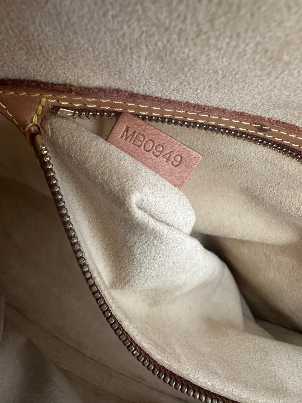 Louis Vuitton Babylone