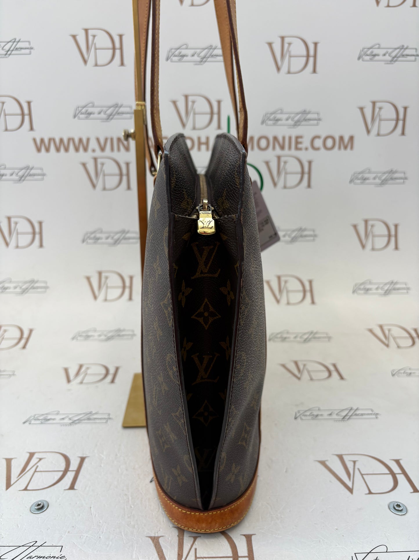 017110 - Louis Vuitton Babylone