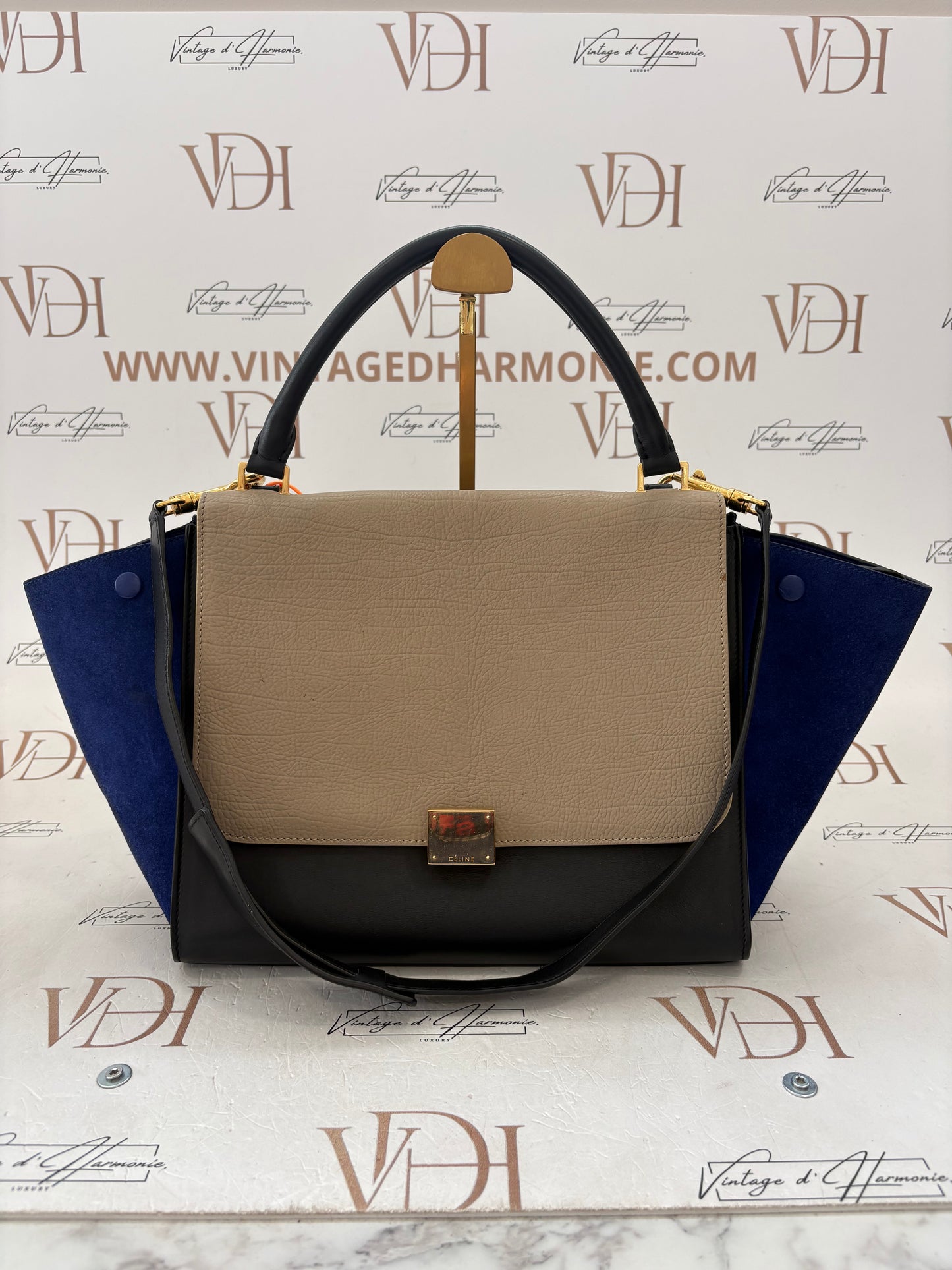 383863 - Céline Trapeze