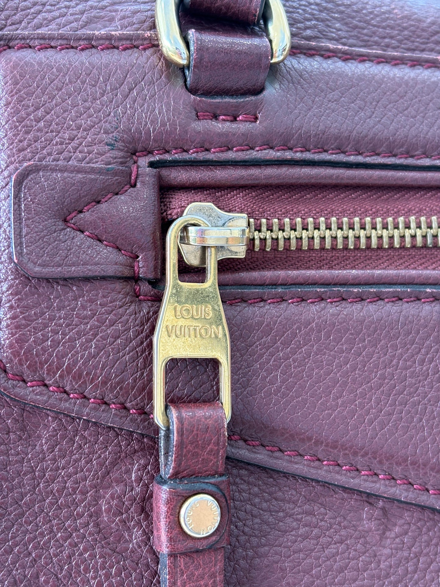 384012 - Louis Vuitton Lumineuse