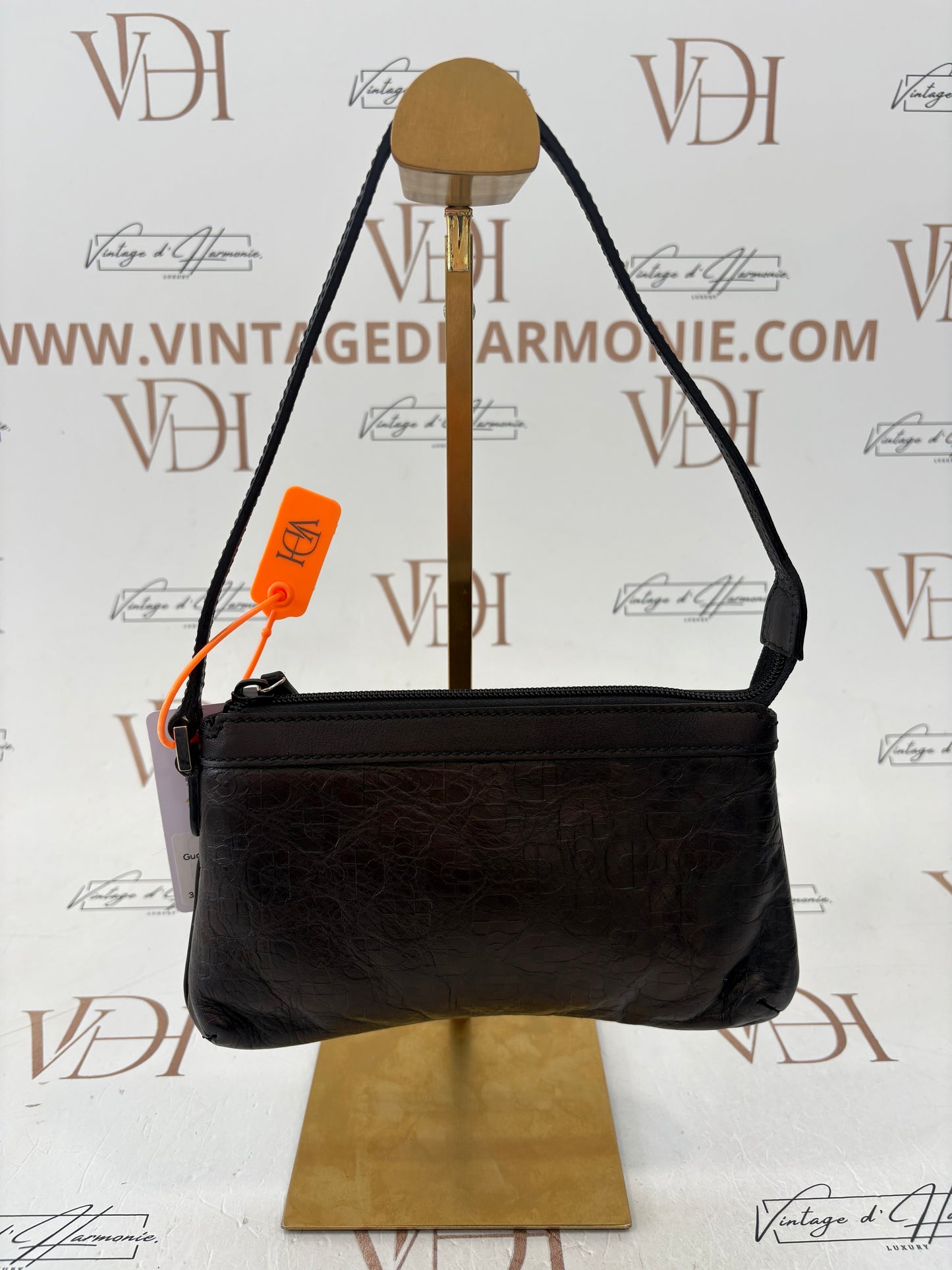 383959 - Gucci Pochette Black