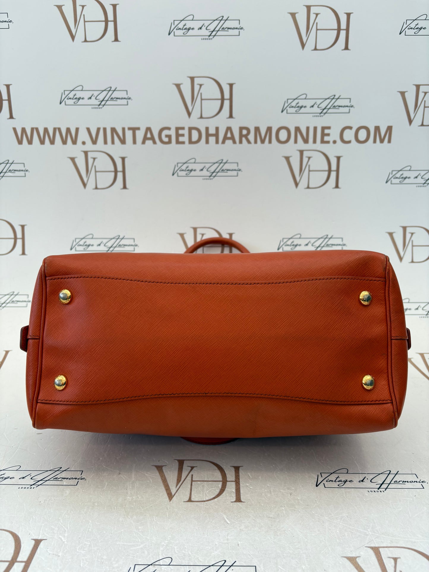383520 - Prada Orange
