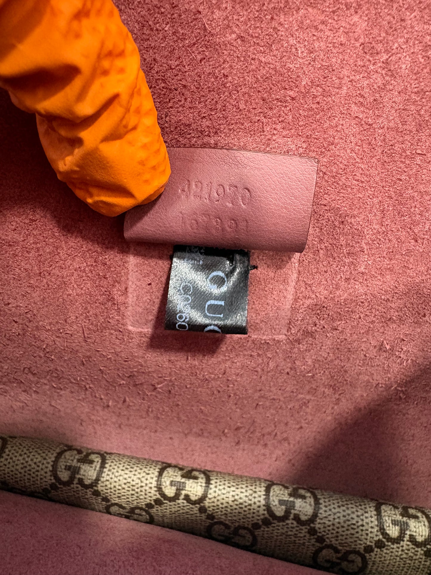 383000 - Gucci Dionysus