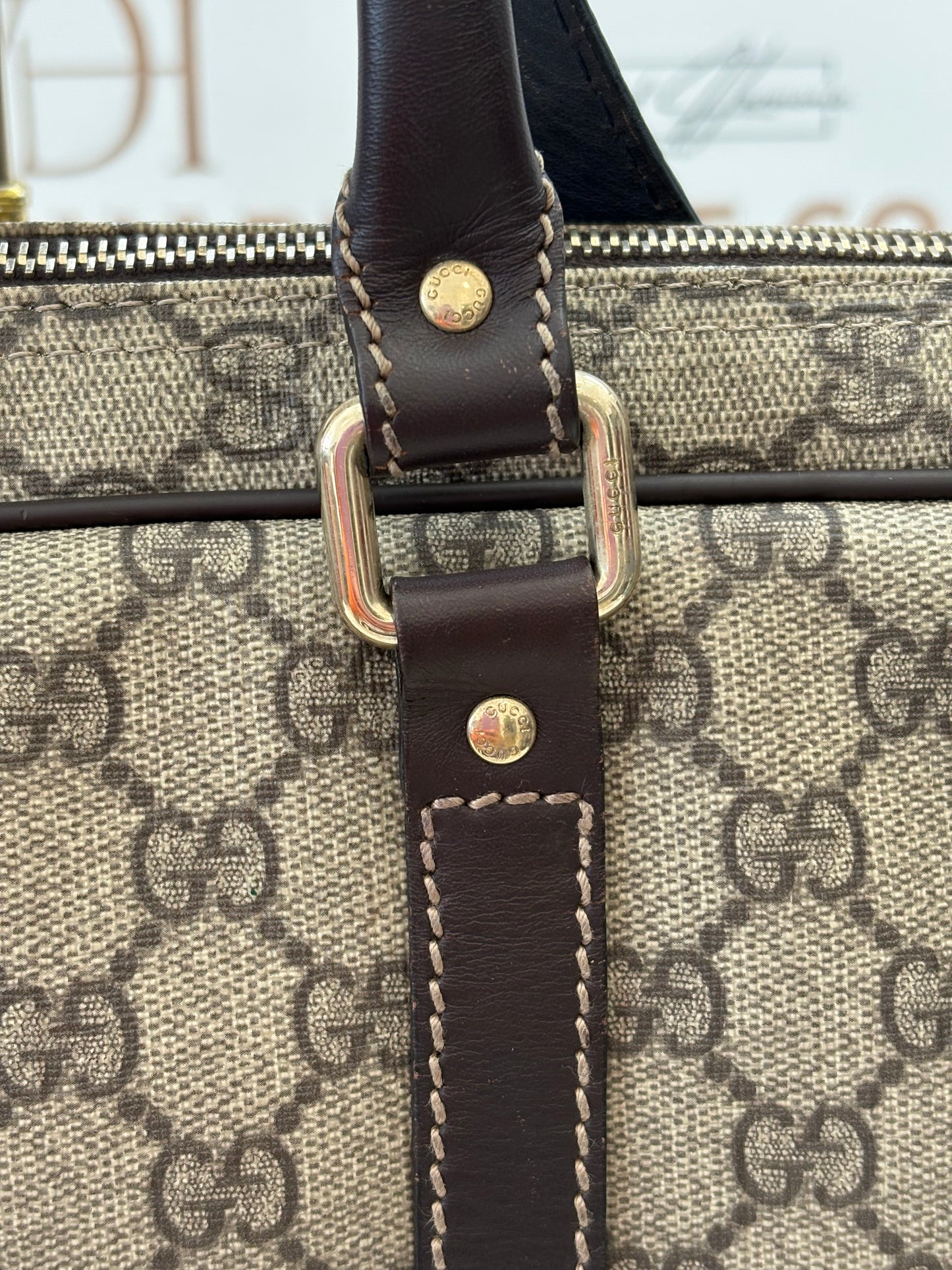 200868 - Gucci