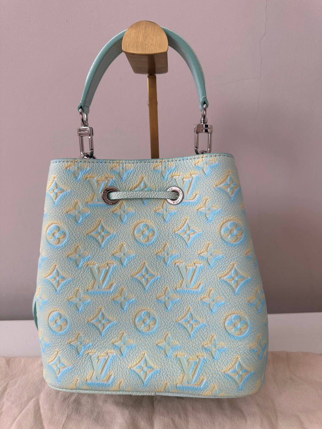 Louis Vuitton Neonoe Limited