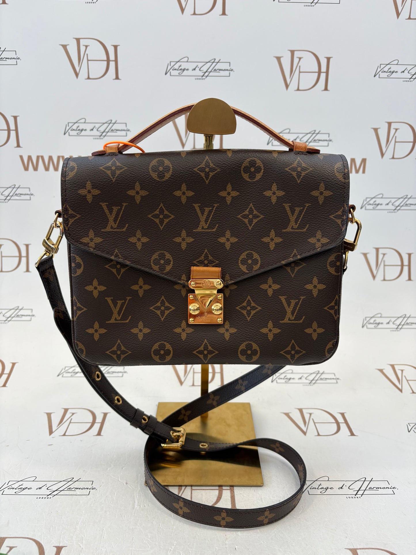 383768 - Louis Vuitton Metis