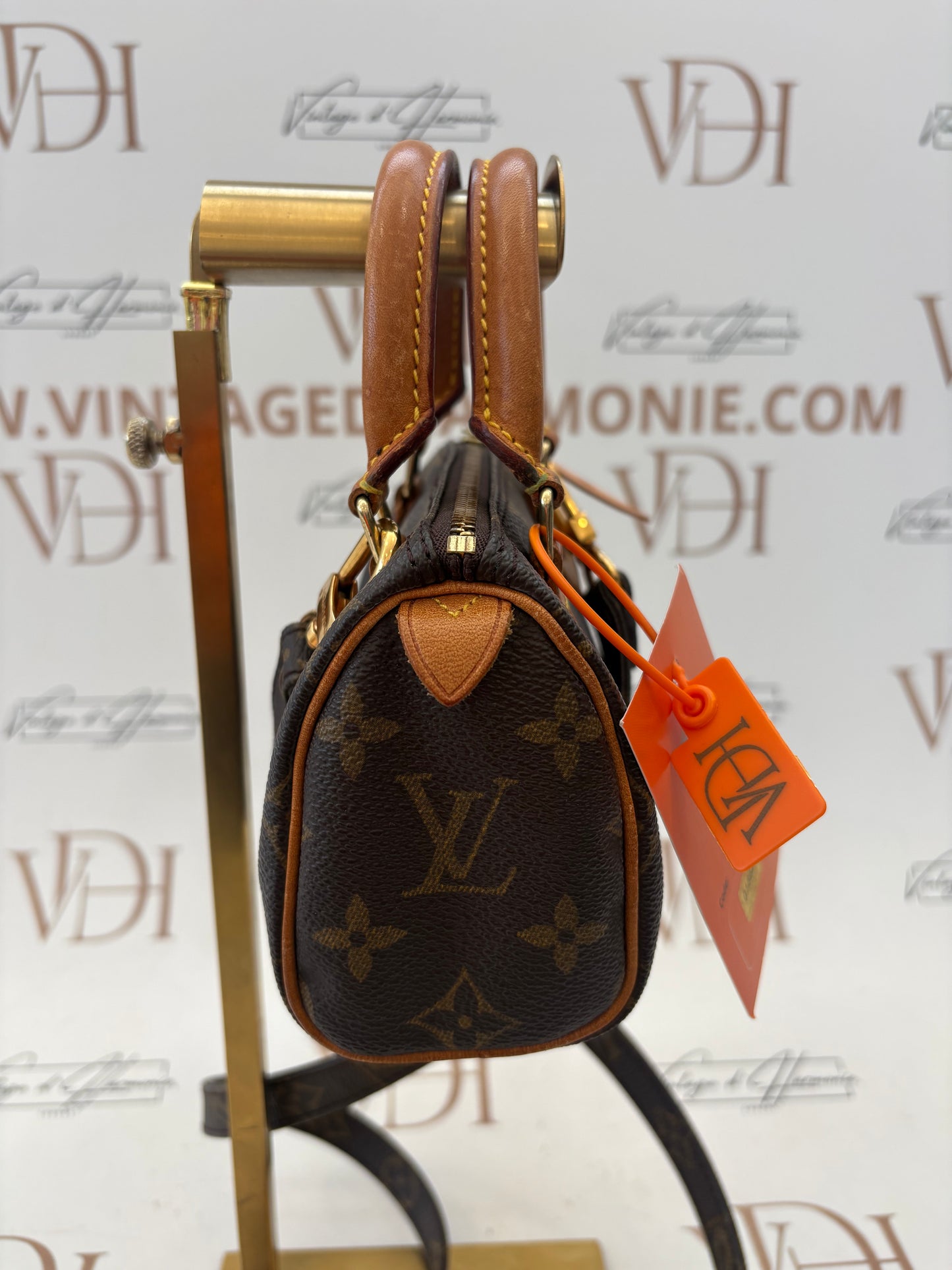 018827 - Louis Vuitton Mini Speedy