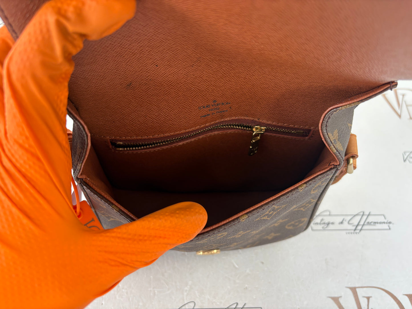 018181 - Louis Vuitton Saint Cloud MM