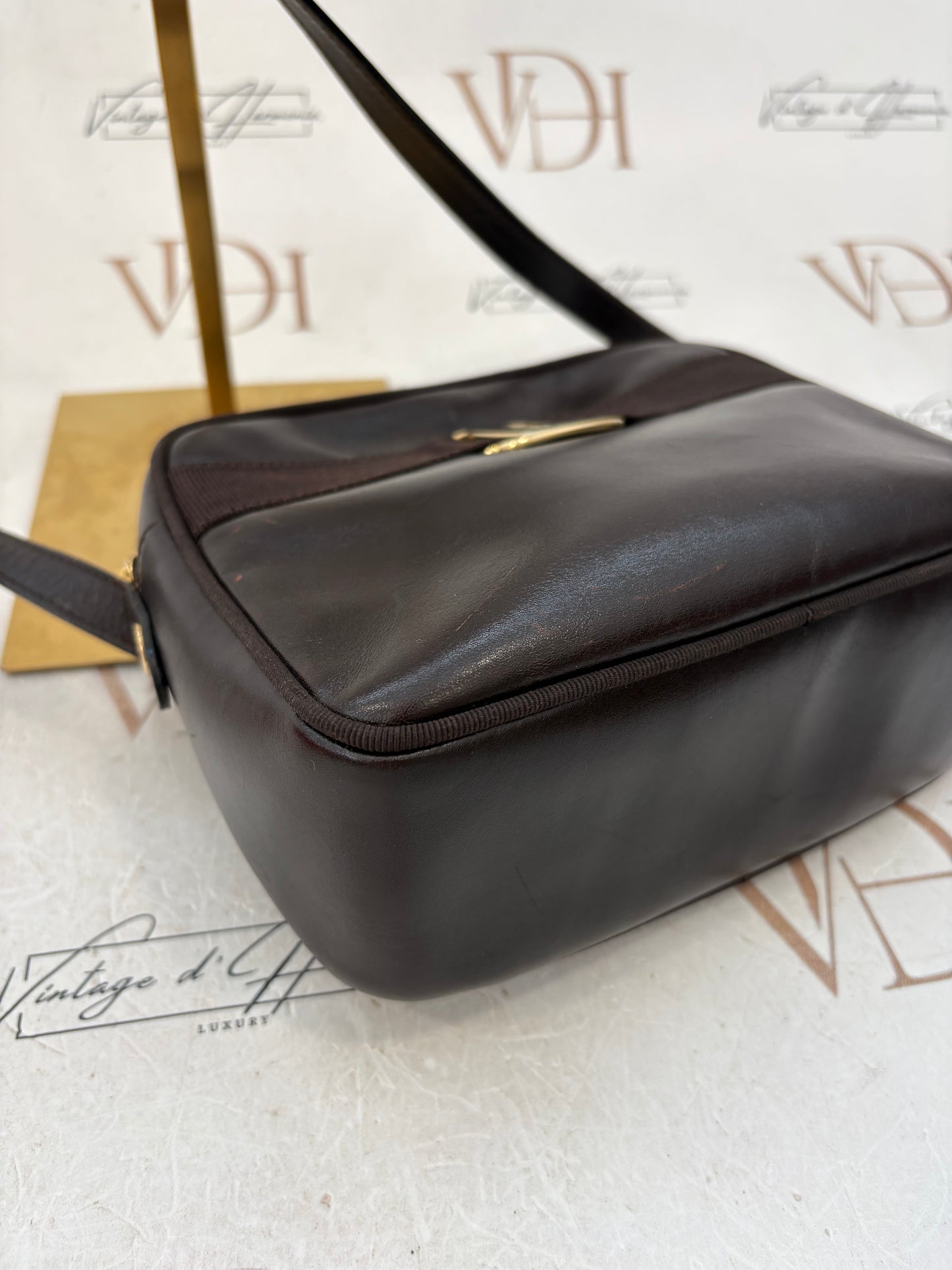 018338 - Salvatore Ferragamo Vara