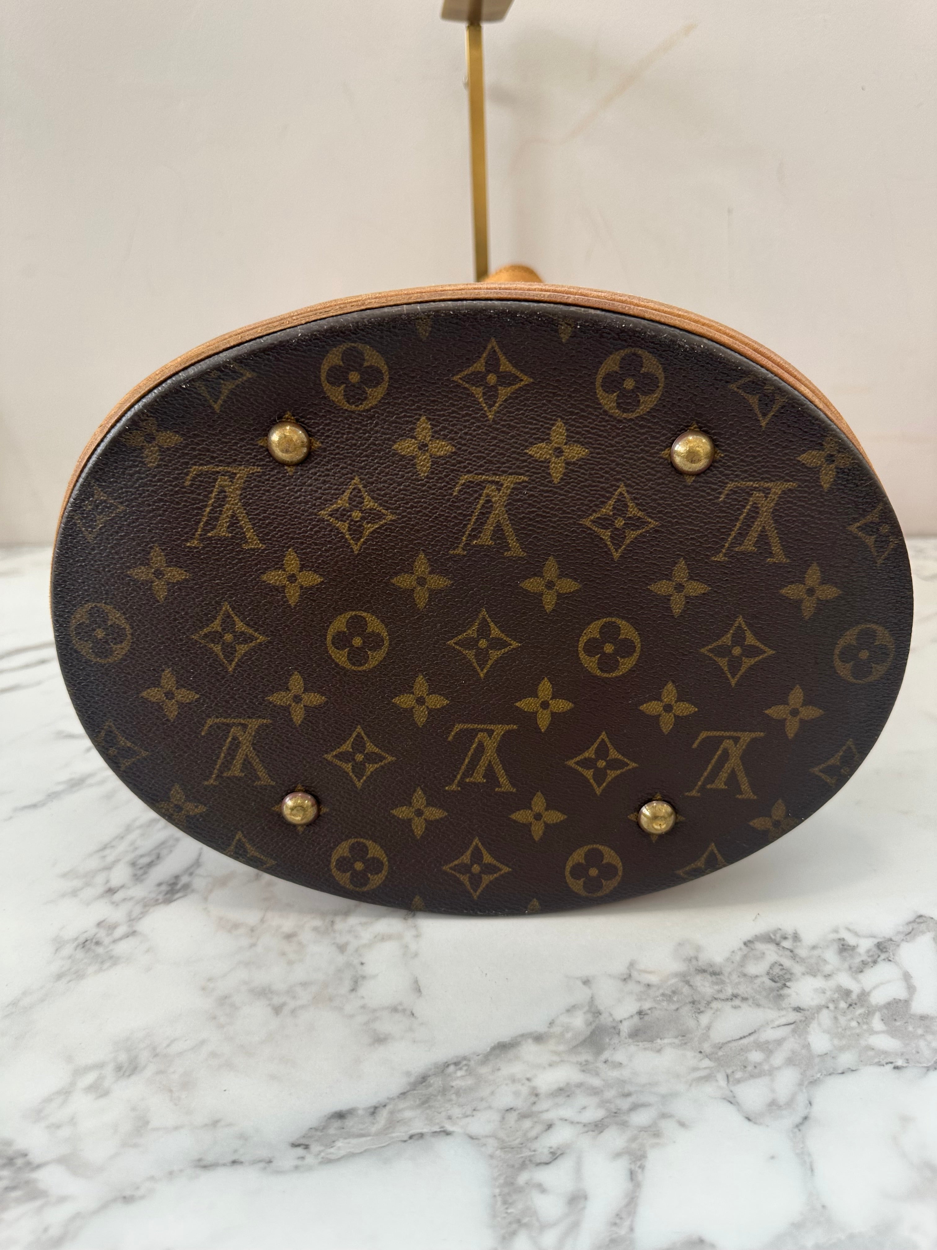 Louis Vuitton Bucket GM