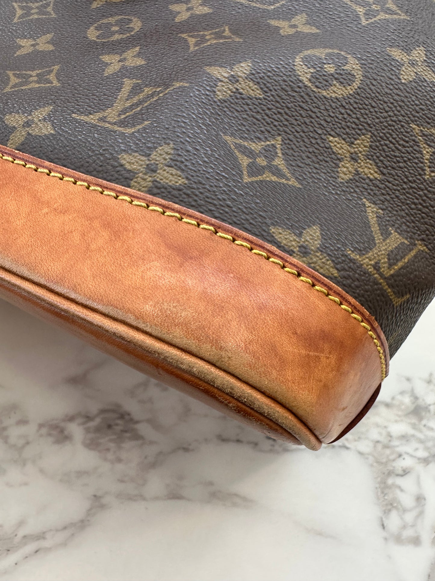 Louis Vuitton Alma
