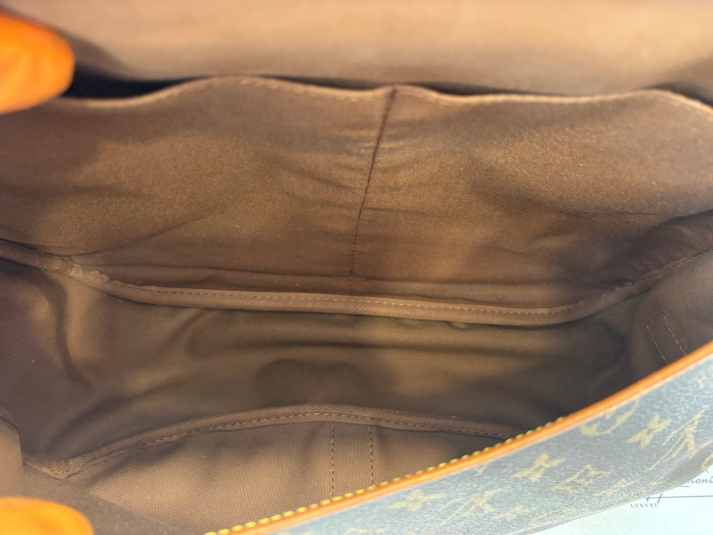 018589 - Louis Vuitton Saumur 35