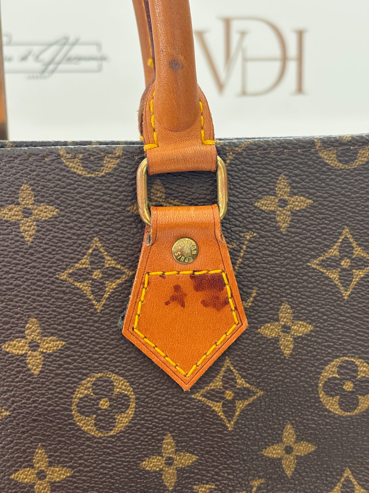 018793 - Louis Vuitton Sac Plat