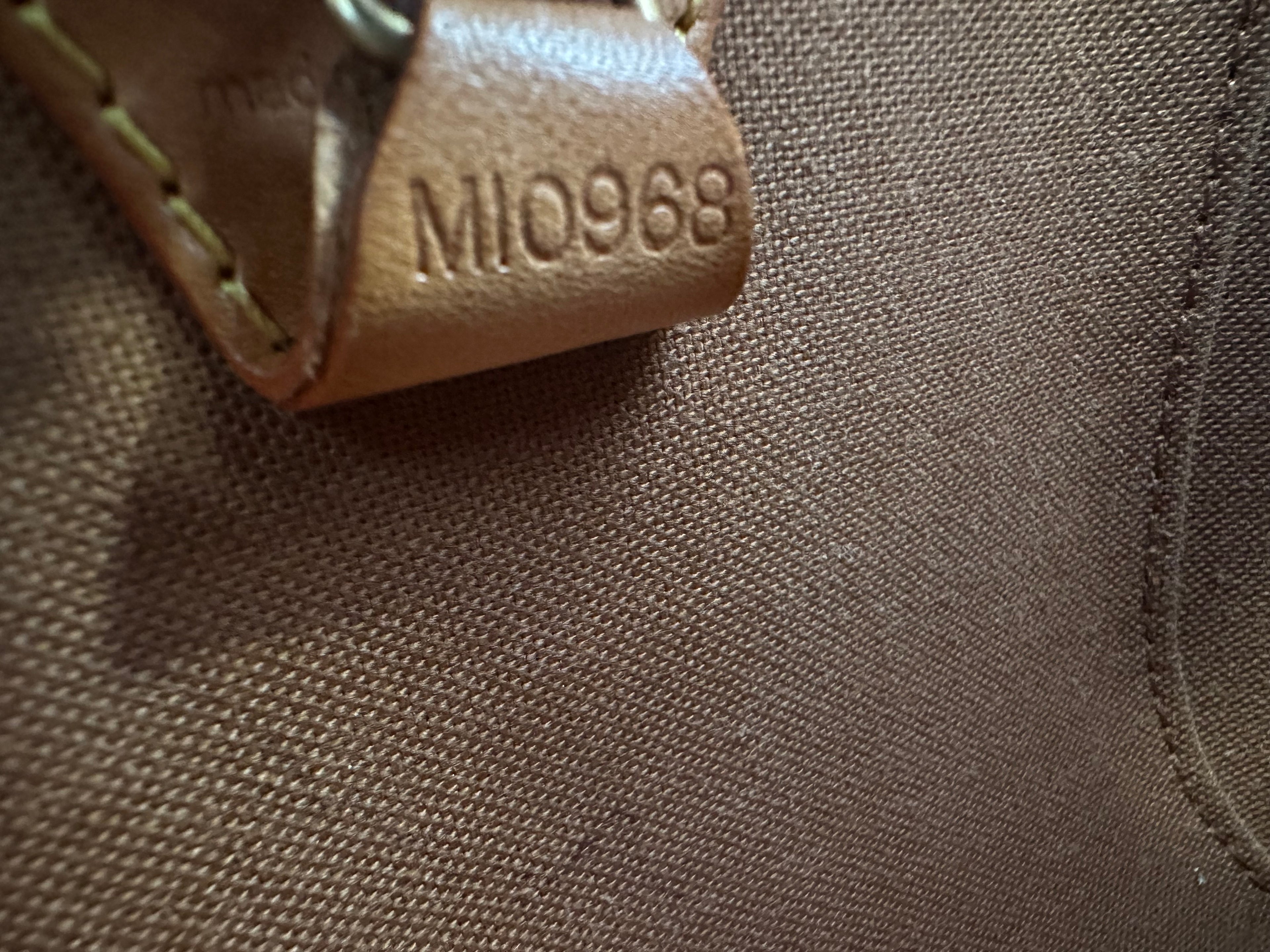 Louis Vuitton Ellipse PM