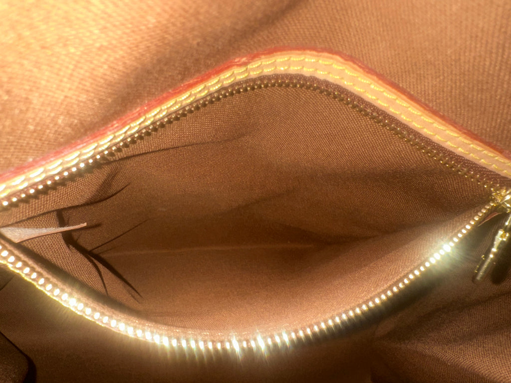 Louis Vuitton Batignolles Vertical