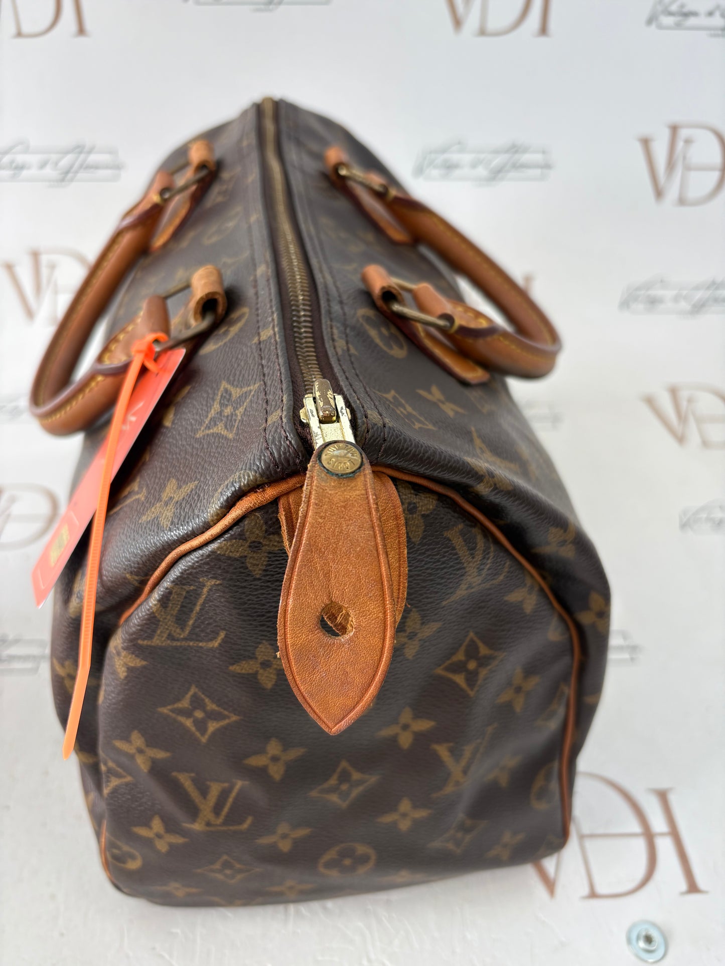 018248 - Louis Vuitton Speedy 30