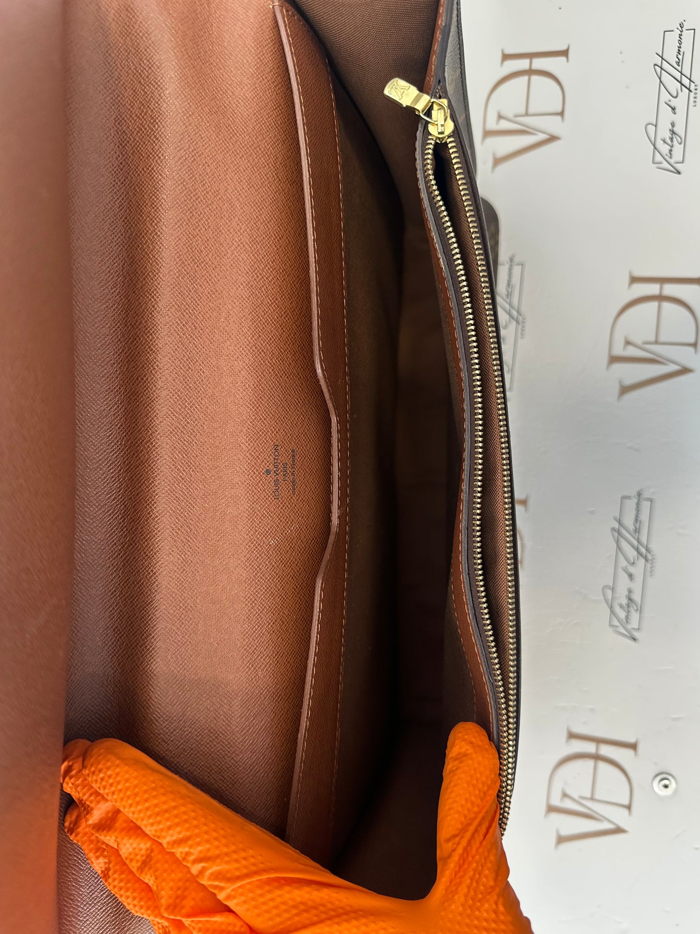 017809 - Louis Vuitton Robusto 1 Briefcase