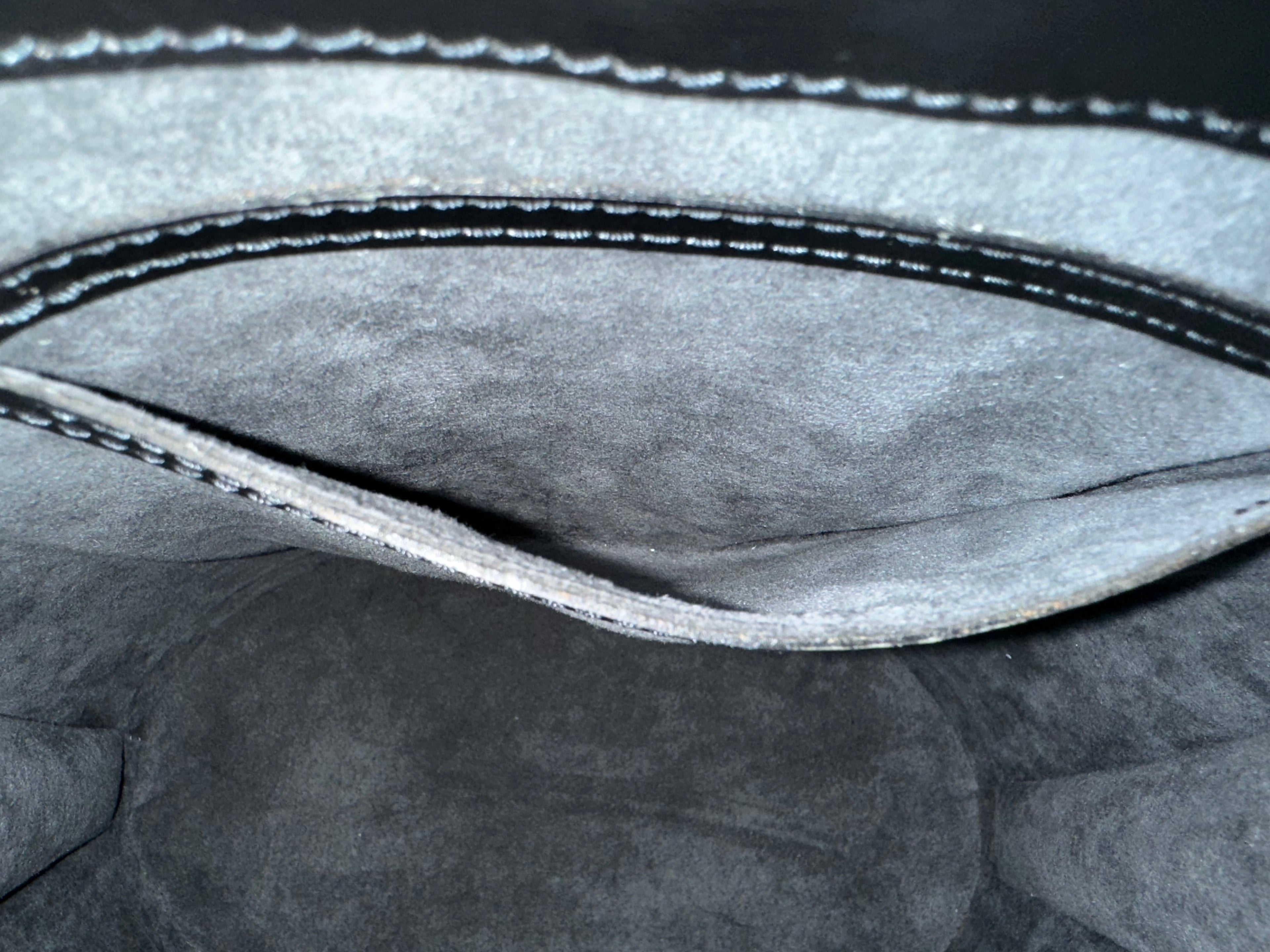 Louis Vuitton Black Epi Cluny