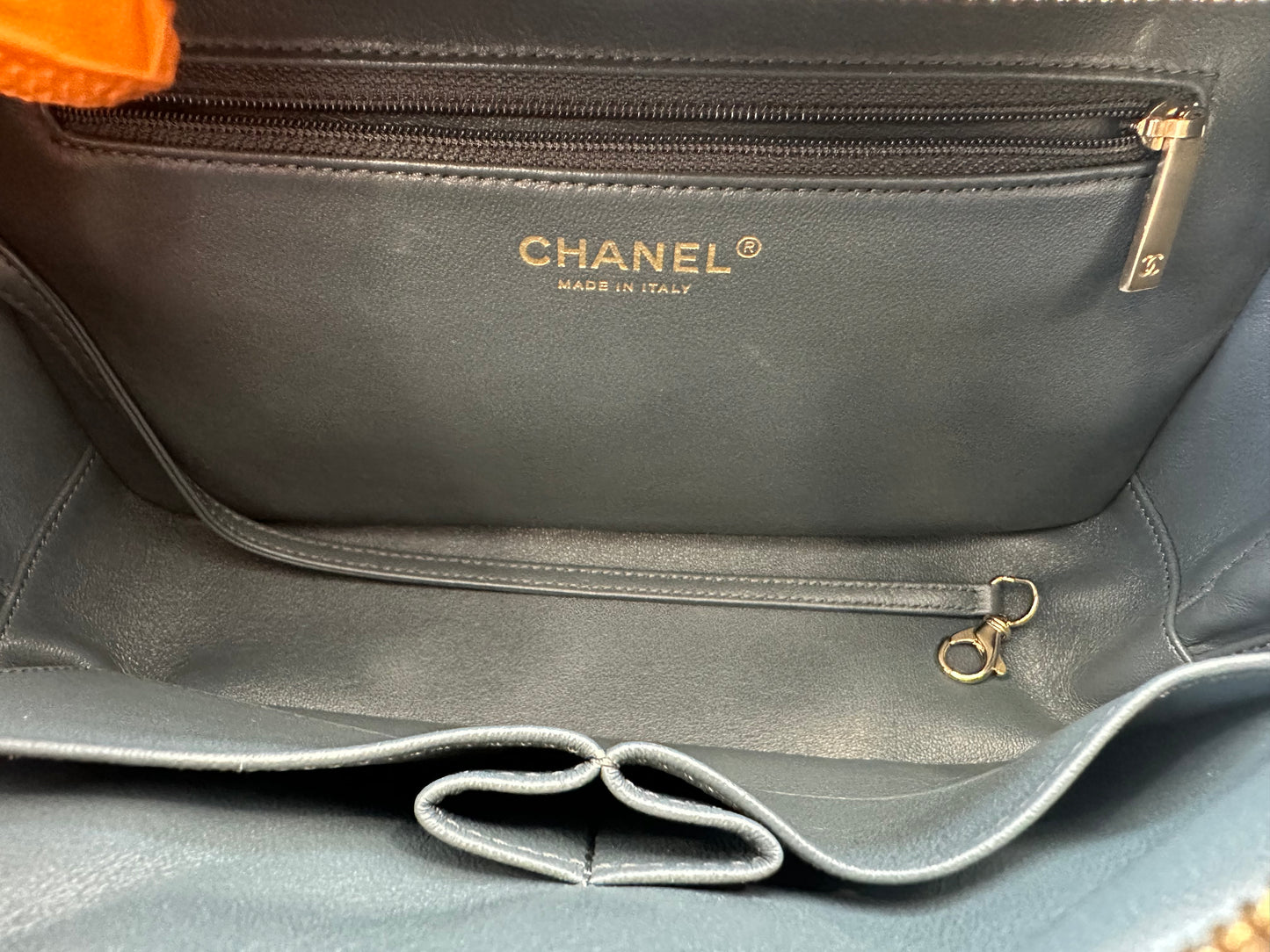 017899 - Chanel Gray Lambskin Trendy CC