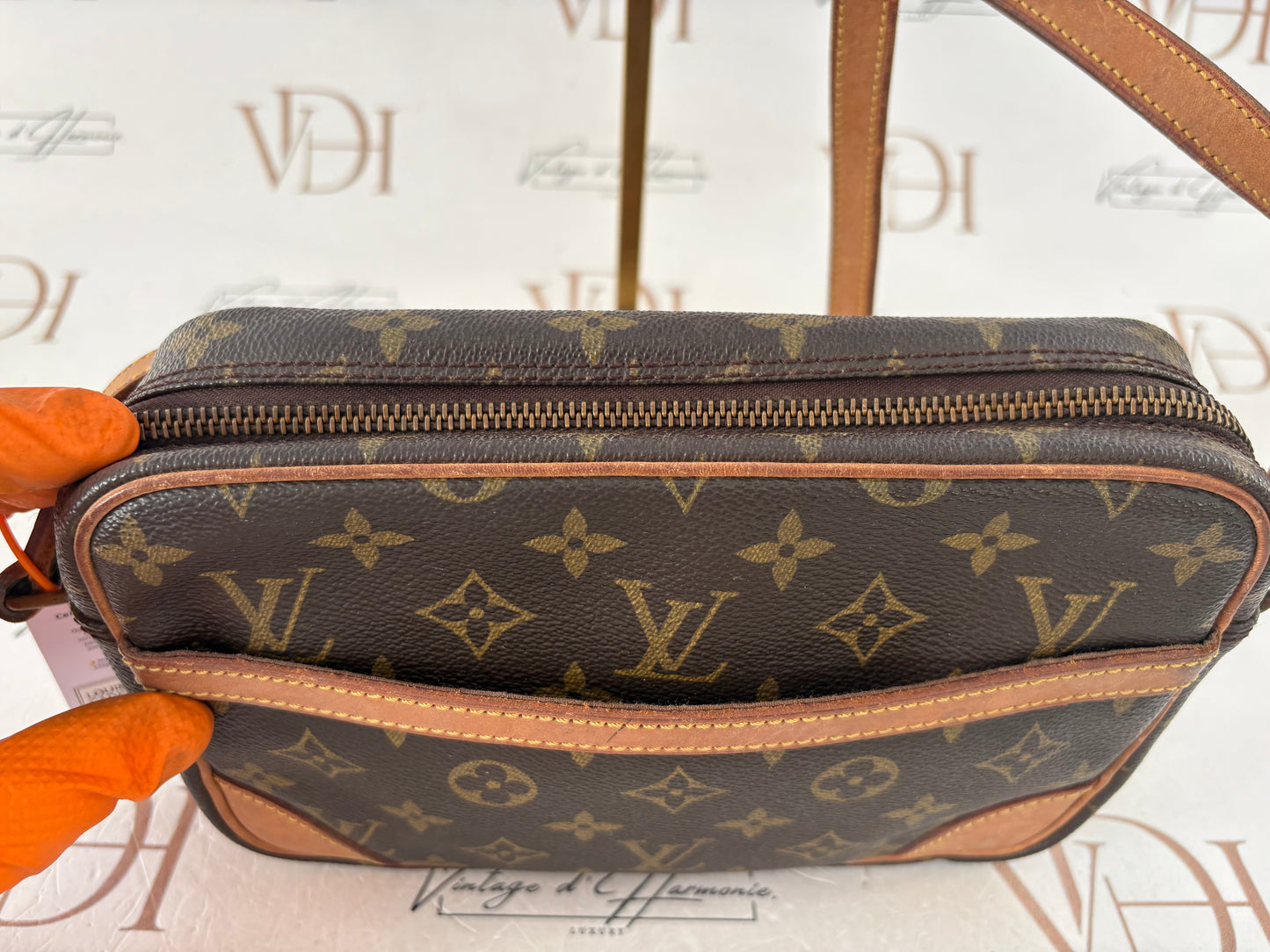 018203 - Louis Vuitton Trocadero 24