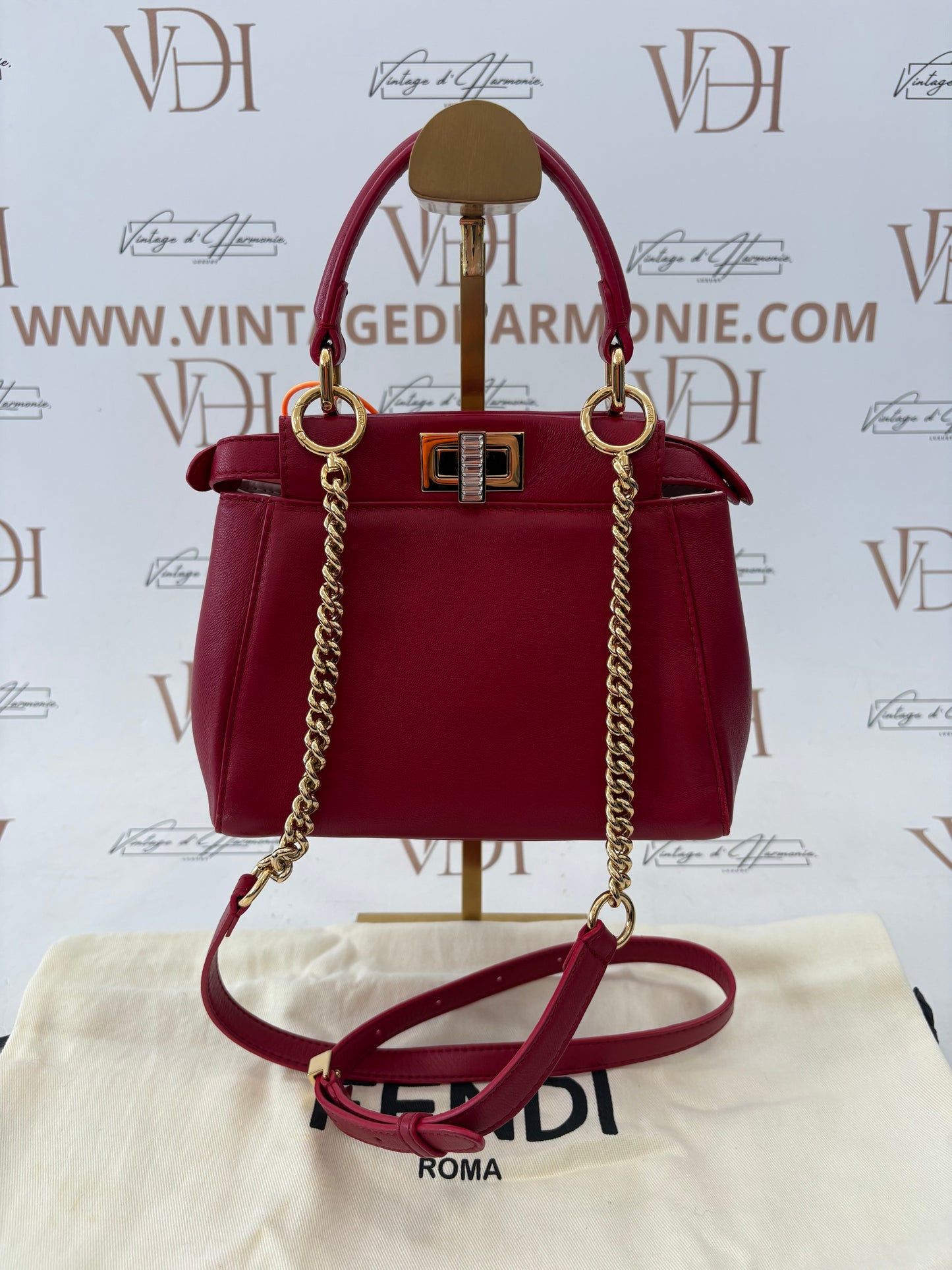 383955 - Fendi Peekaboo