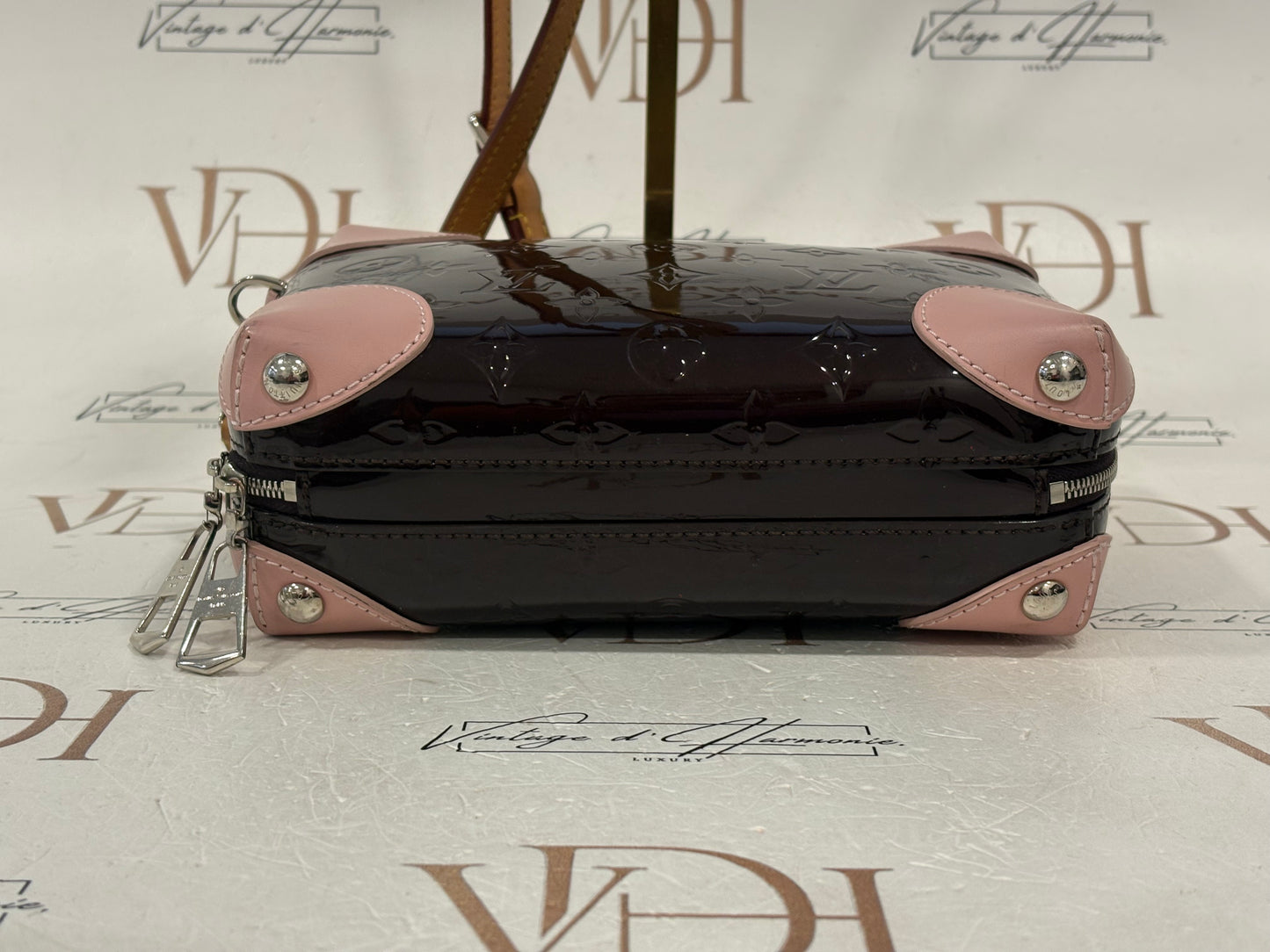 384008 - Louis Vuitton Venice