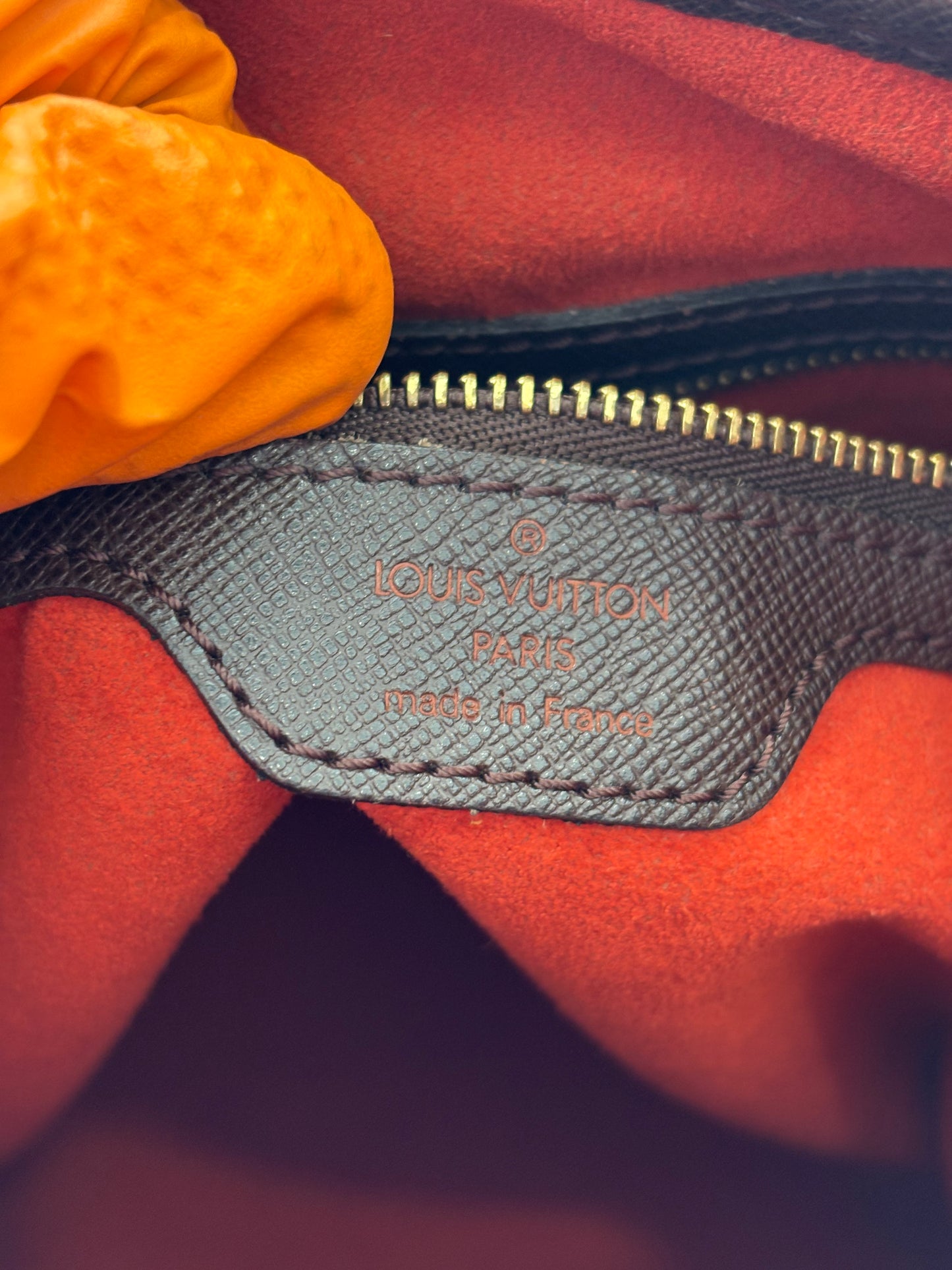 018060 - Louis Vuitton Marais Damier
