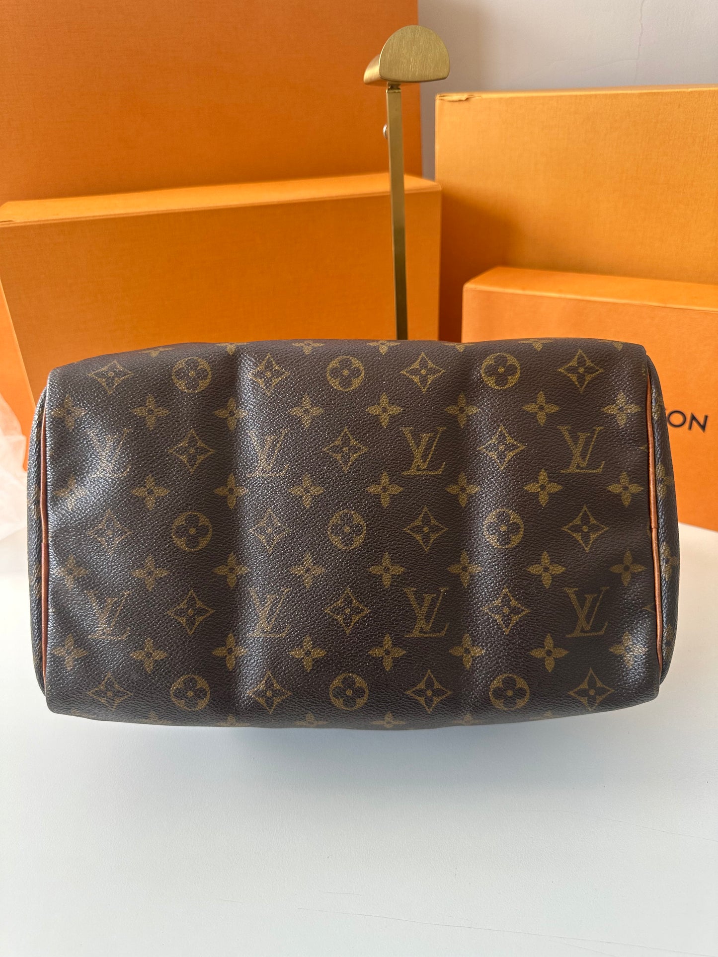 Louis Vuitton Speedy 30