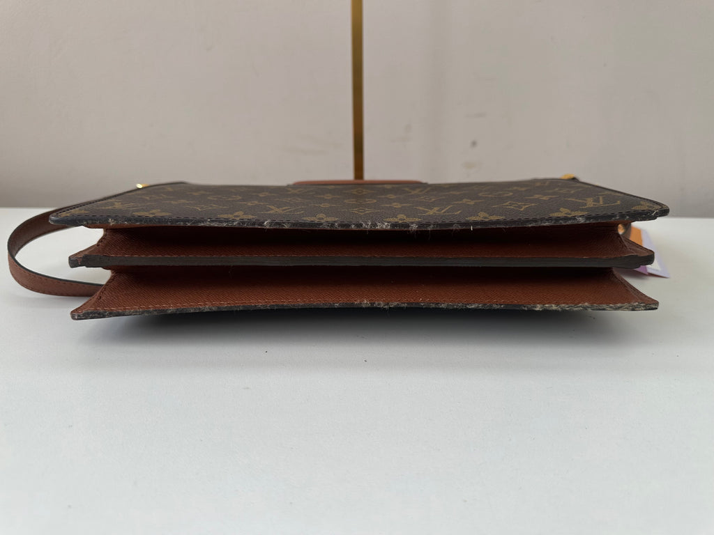 Louis Vuitton Courcelles