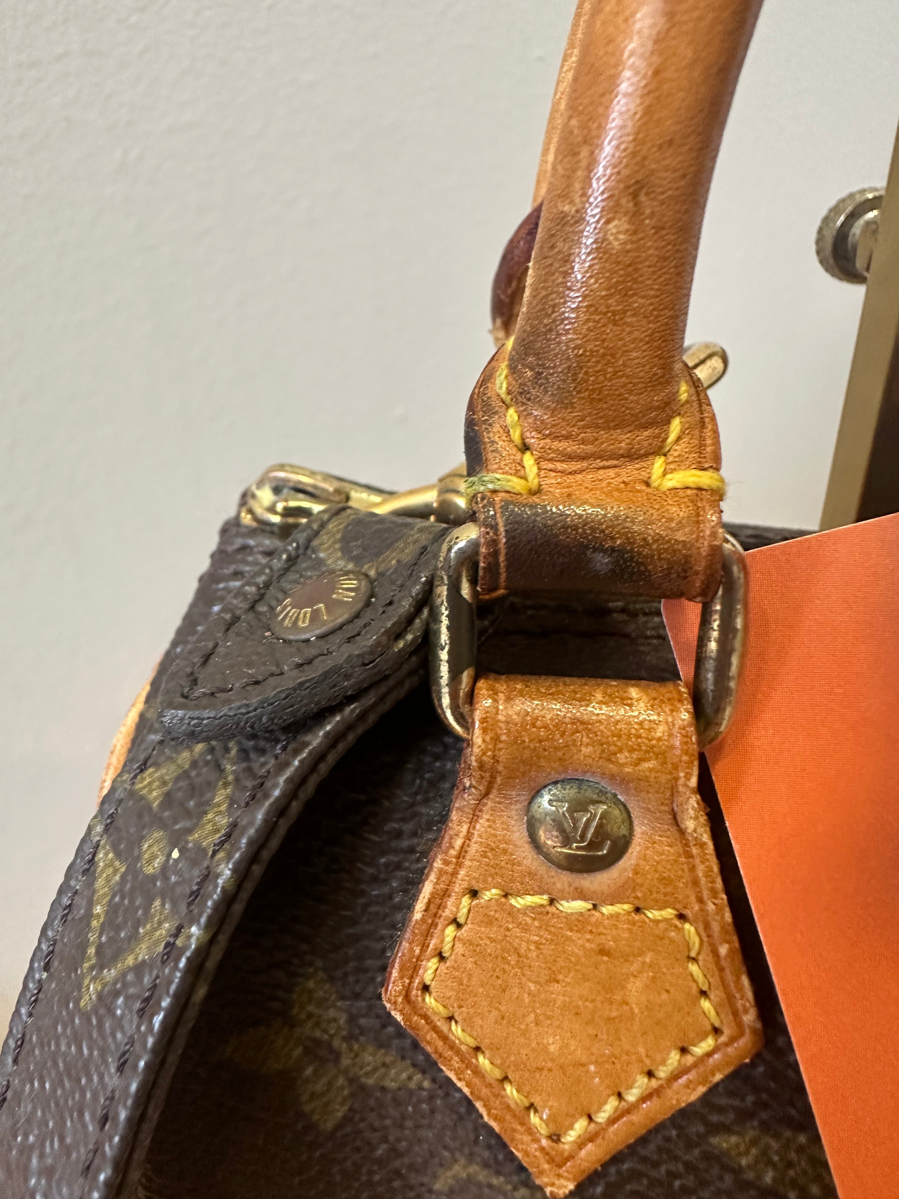 Louis Vuitton Nano Speedy + tracolla