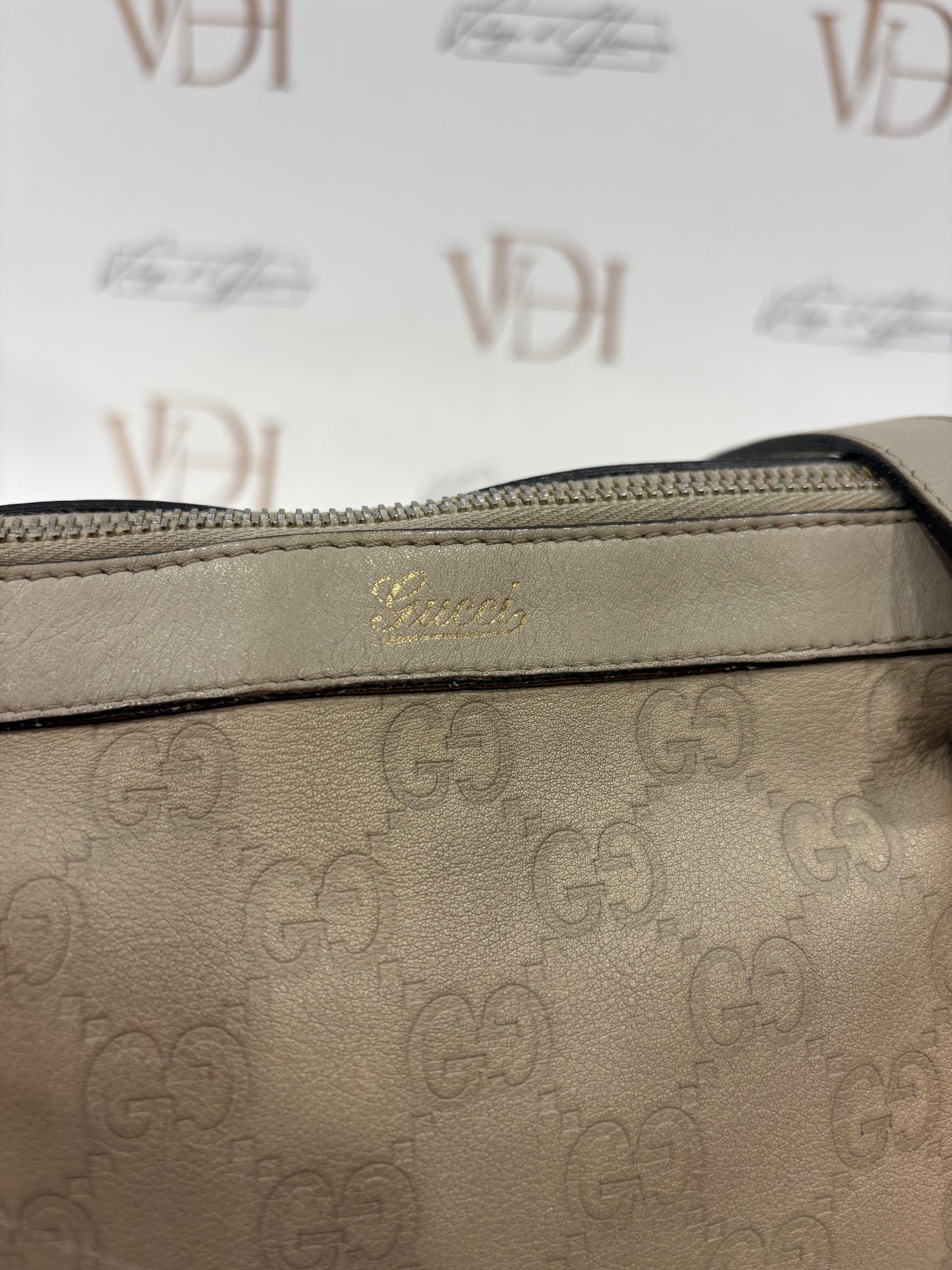 383666 - Gucci Abbey
