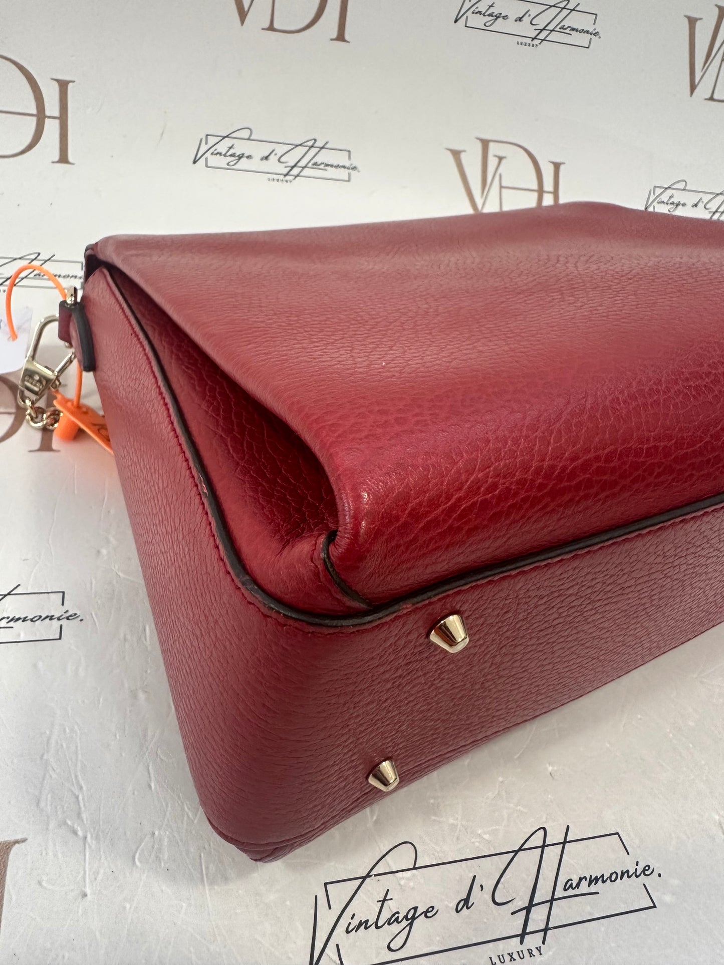 382733 - Gucci Interlocking