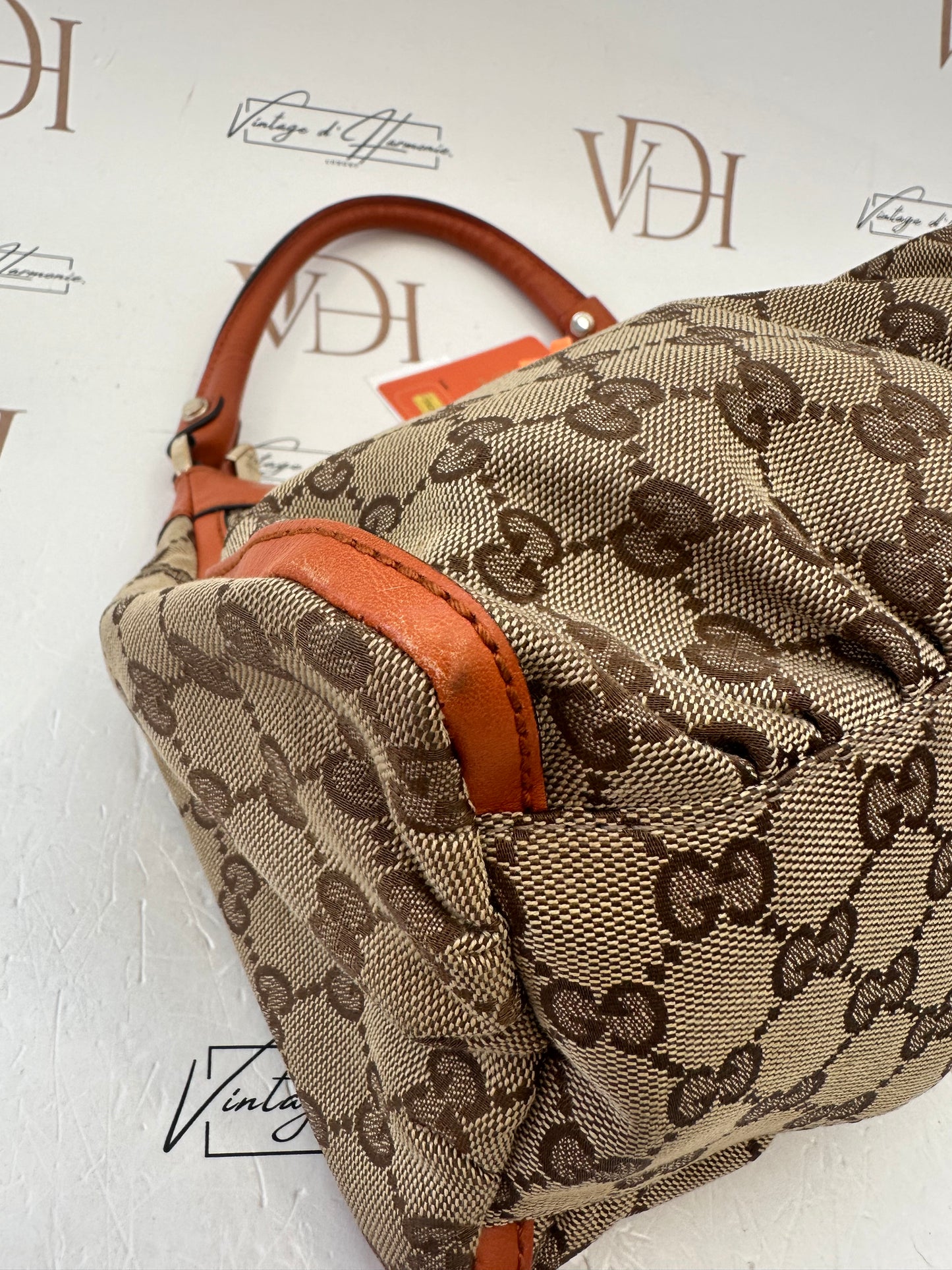 382519 - Gucci Abbey