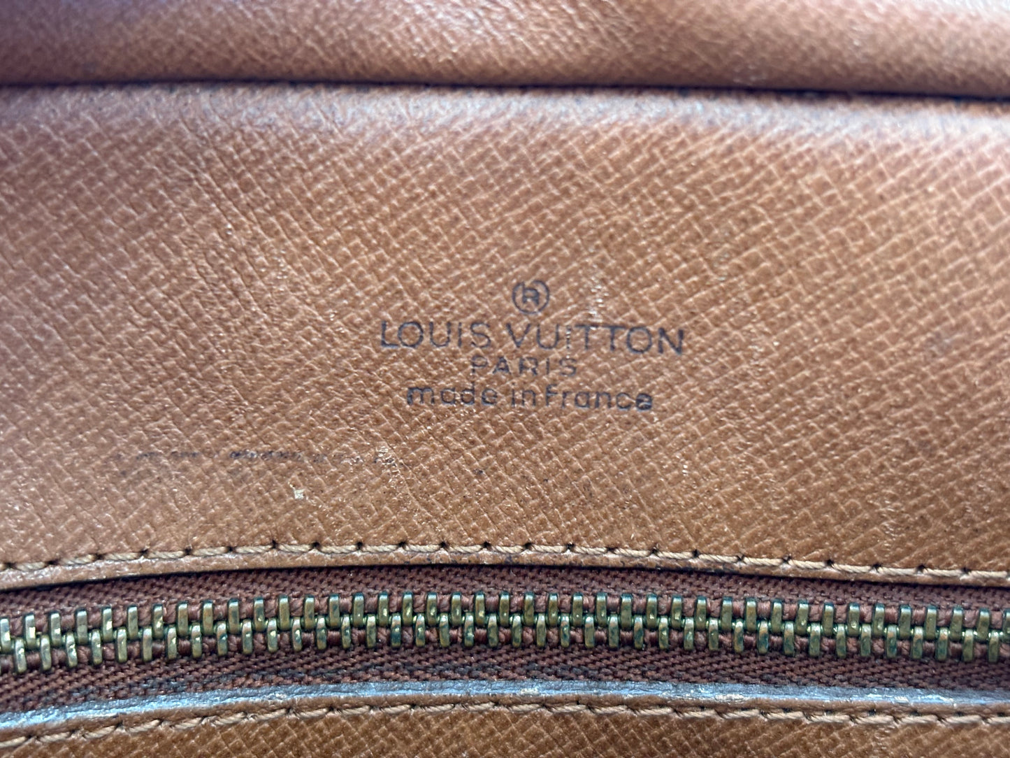 018197 - Louis Vuitton Nile