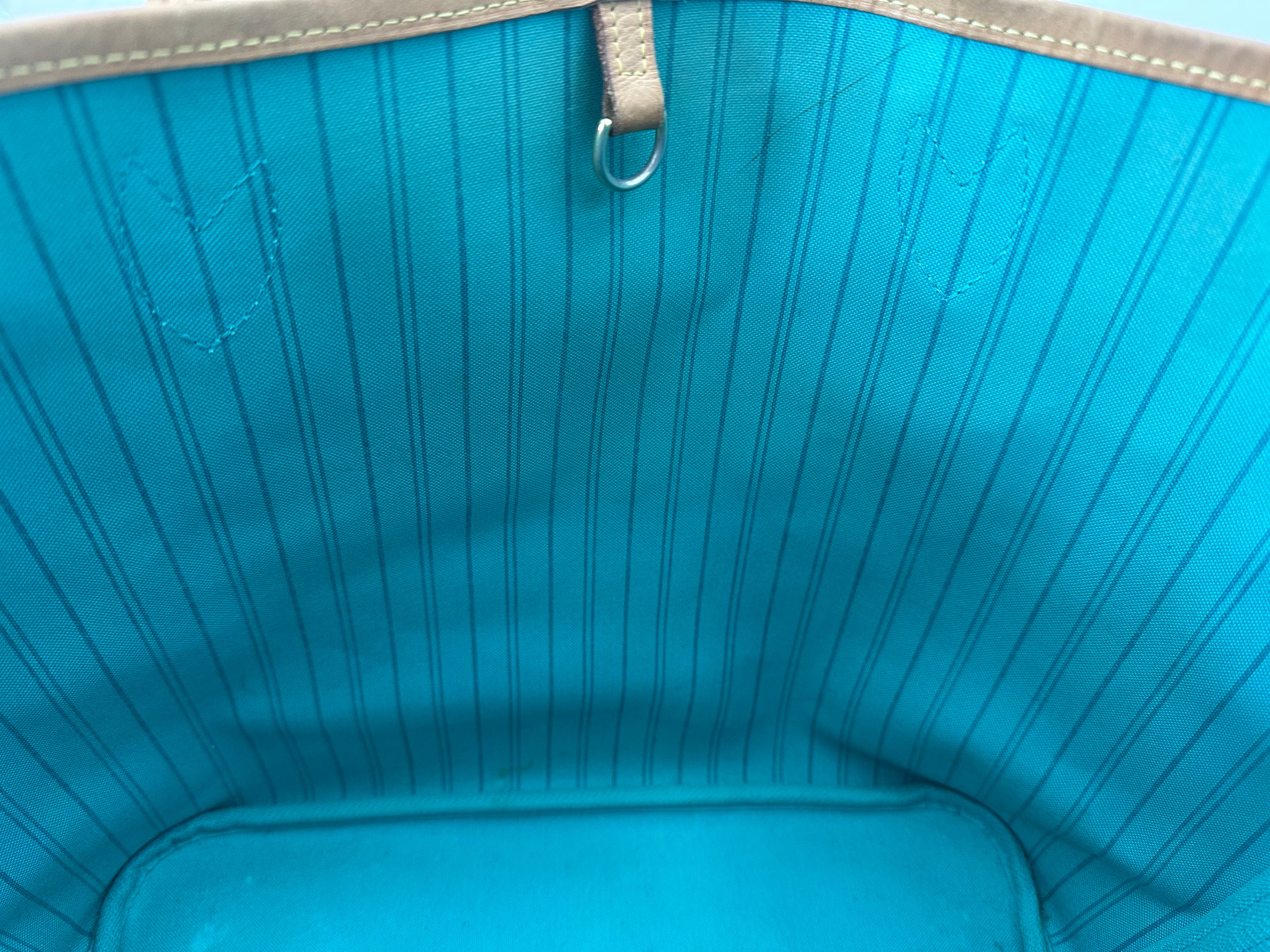 Louis Vuitton Neverfull MM Limited+Pochette