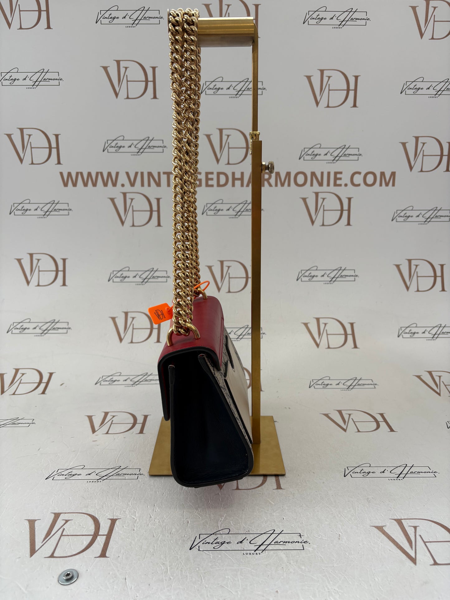 384061 - Gucci Padlock