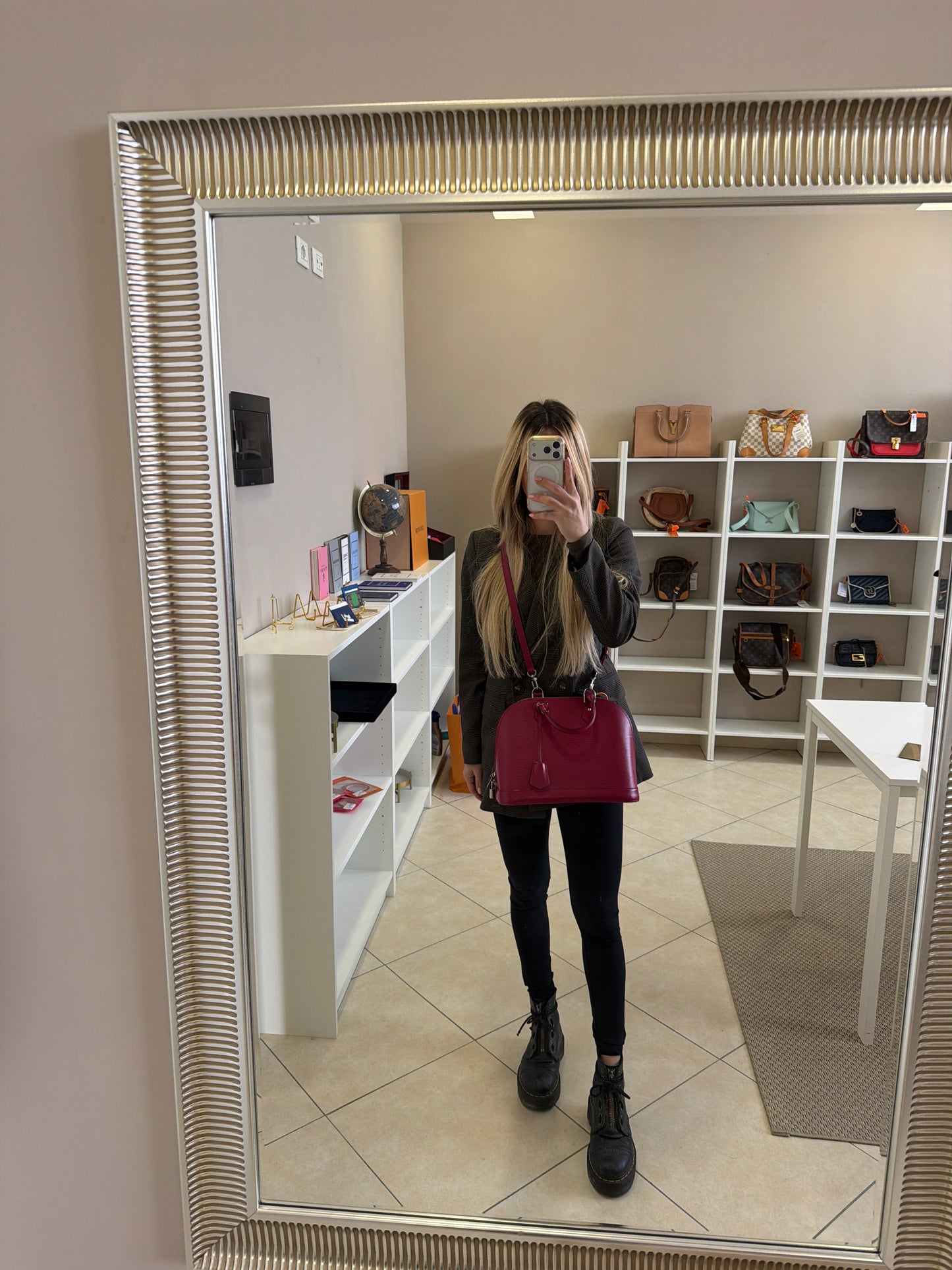 382867 - Louis Vuitton Alma