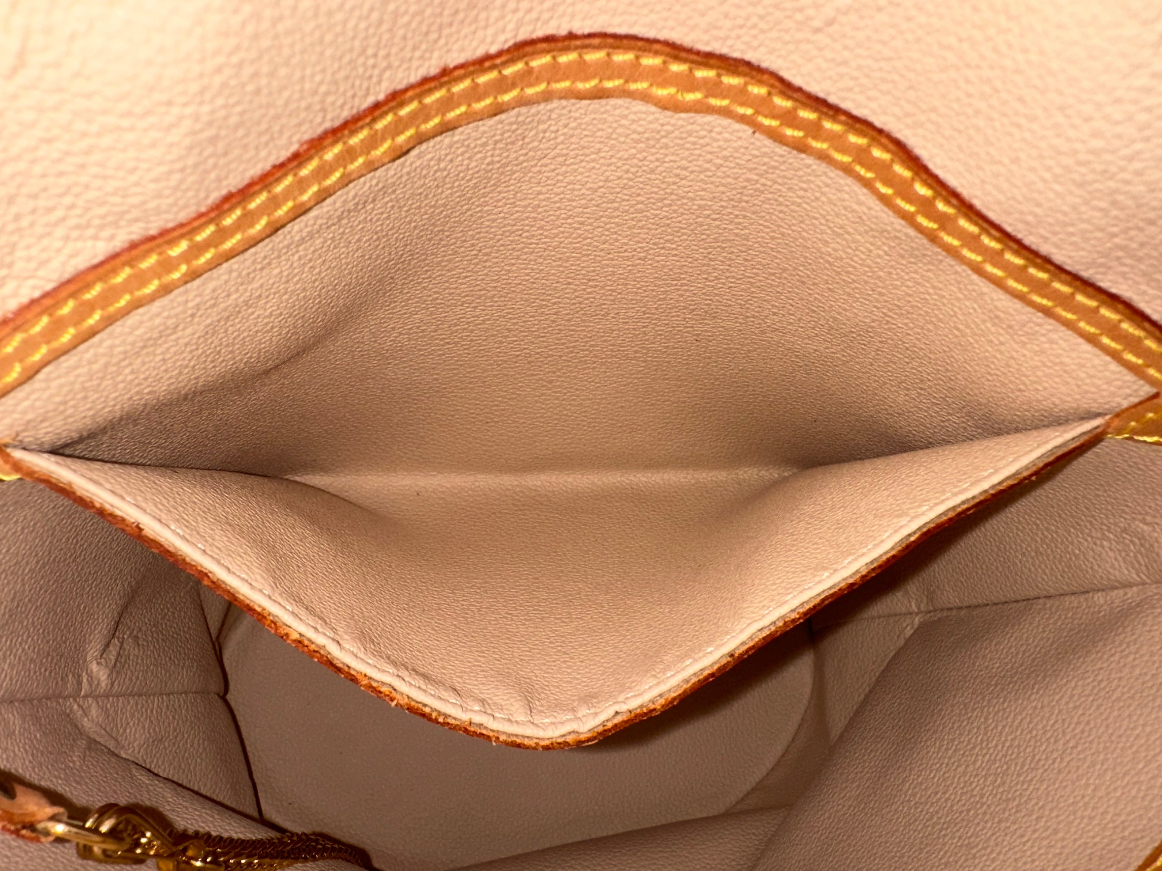 Louis Vuitton Bucket PM