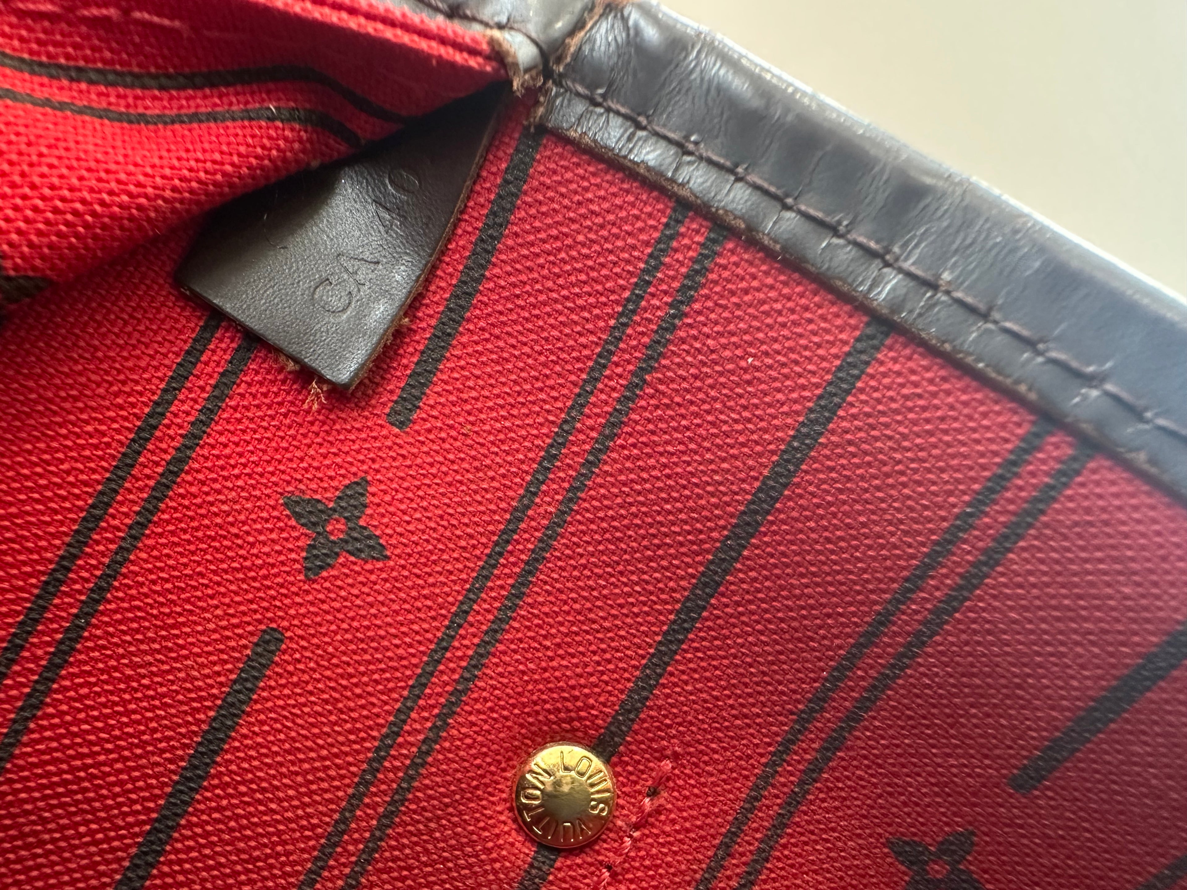 Louis Vuitton Neverfull MM