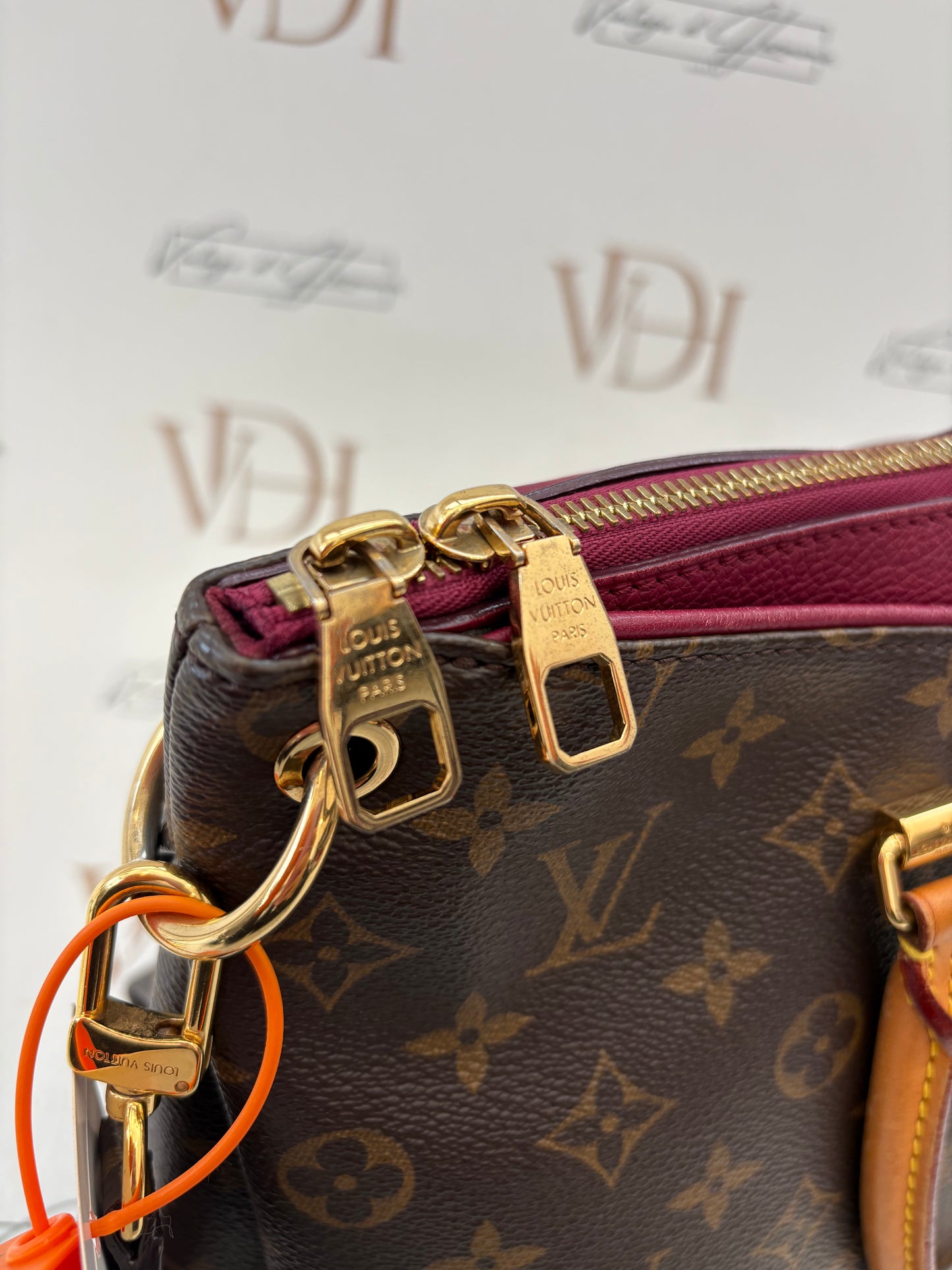 016937 - Louis Vuitton Pallas