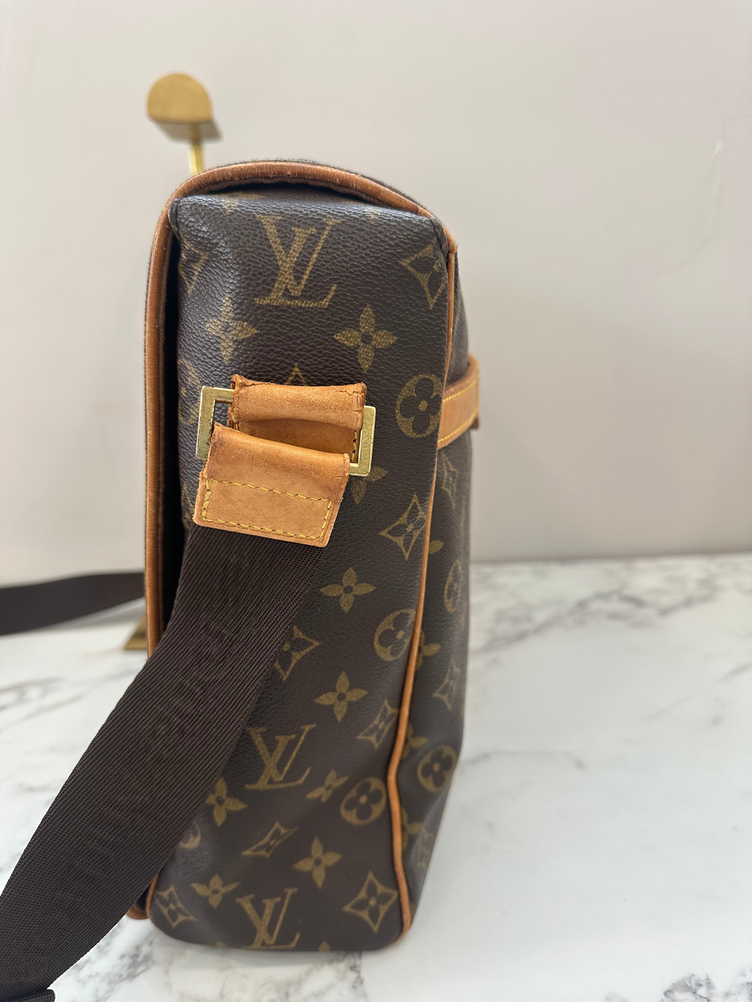 Louis Vuitton Messenger Bosphore
