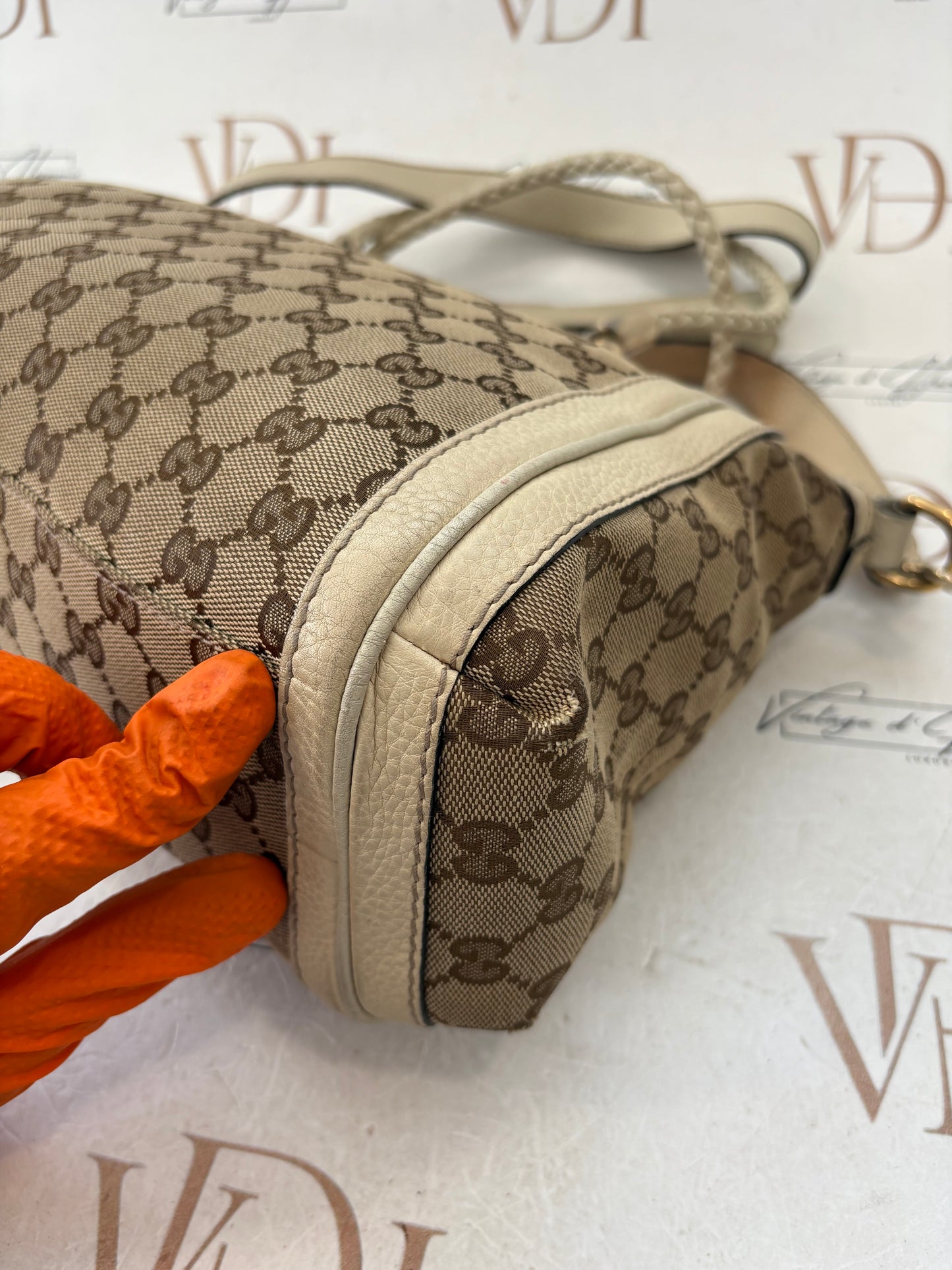 201170 - Gucci Bag