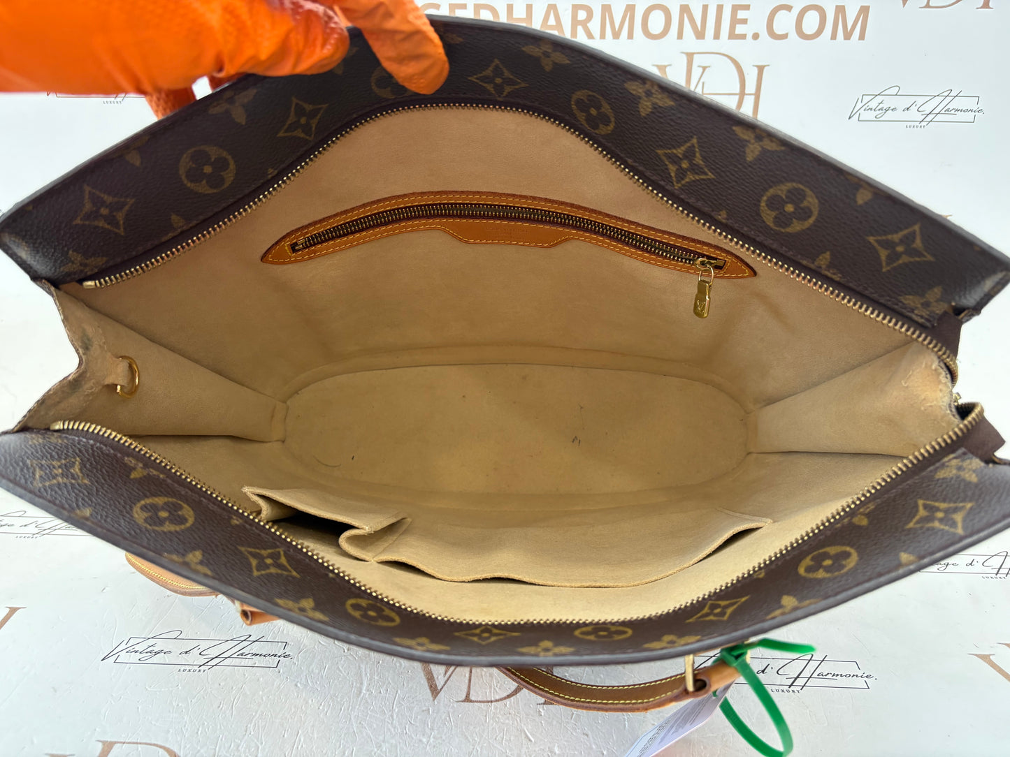 017110 - Louis Vuitton Babylone